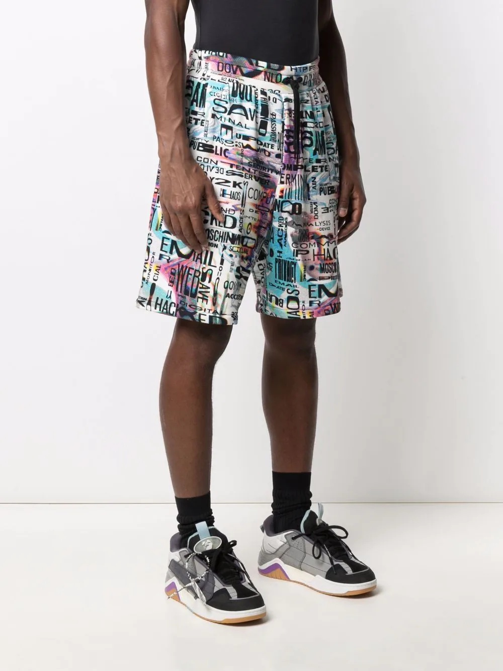 graphic-print knee-length shorts - 3