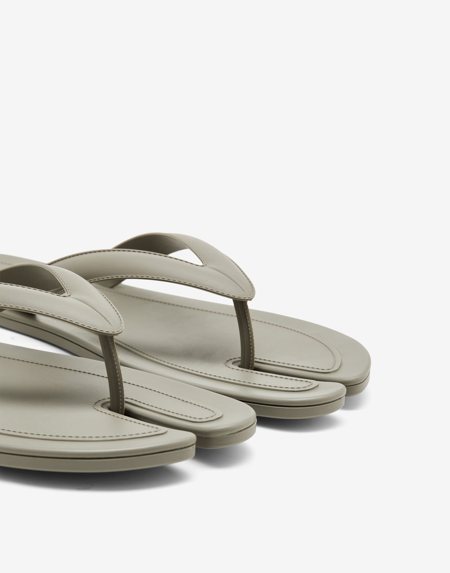 Tabi thong sandal - 4