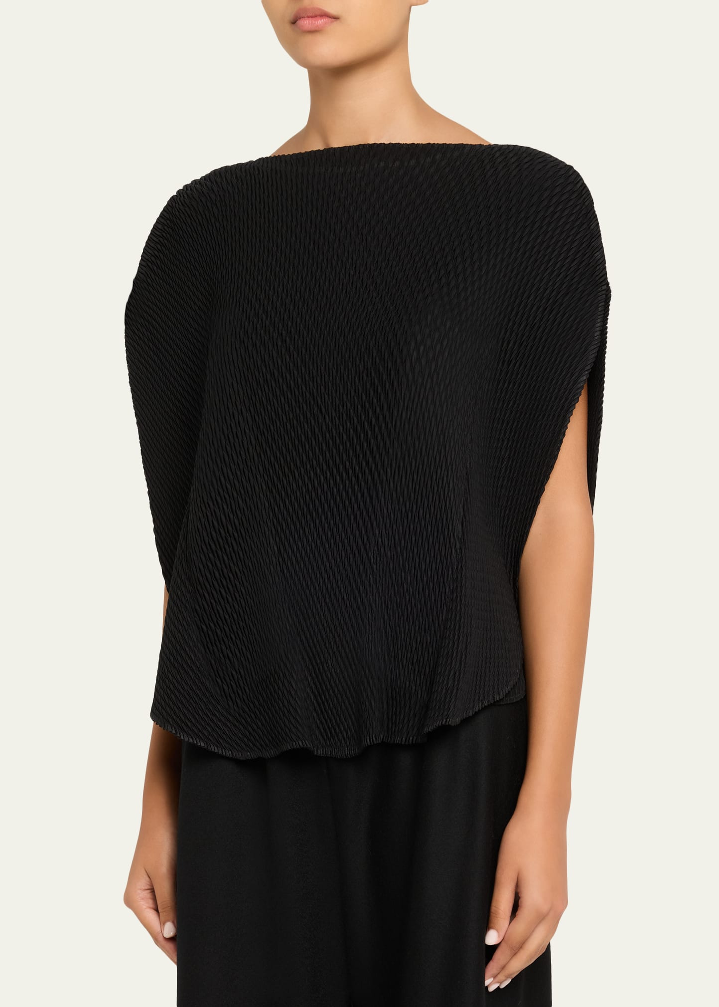 Orbicular Pleated Cap-Sleeve Top - 4