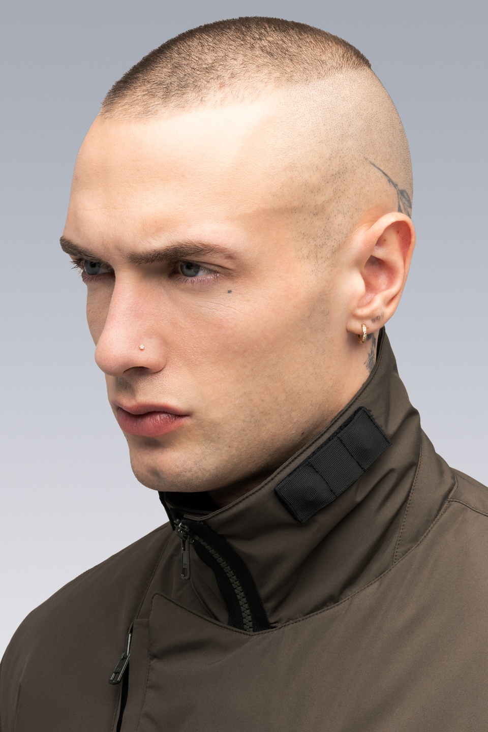 J68-PL 2L Gore-Tex Infinium™ Windstopper® Rider Jacket RAF Green - 18