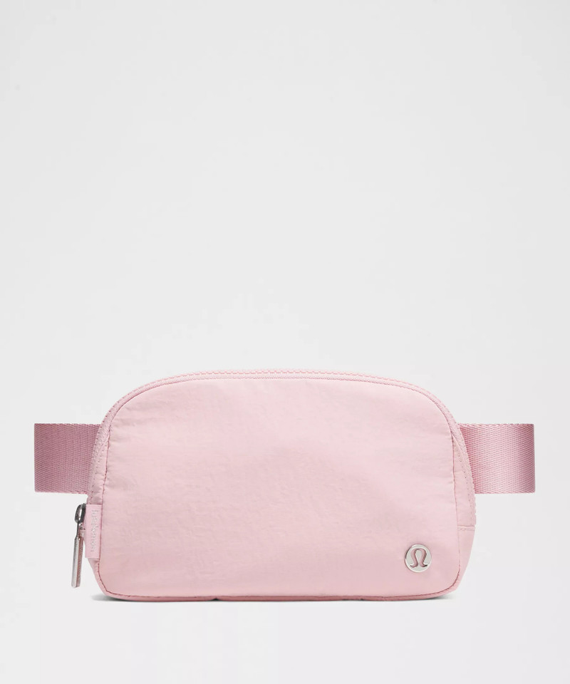 Everywhere Belt Bag with Long Strap 1L 1