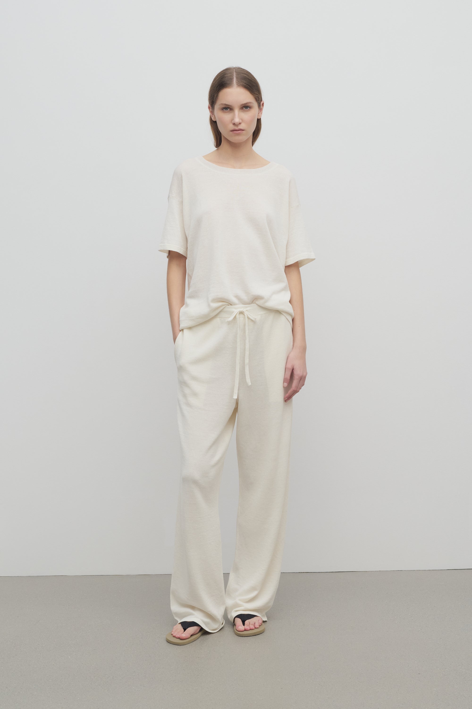パンツ [The Row] Jory Pants in Linen and Cotton THE ROW Jory linen-blend wide-leg pants | NET-A-PORTER