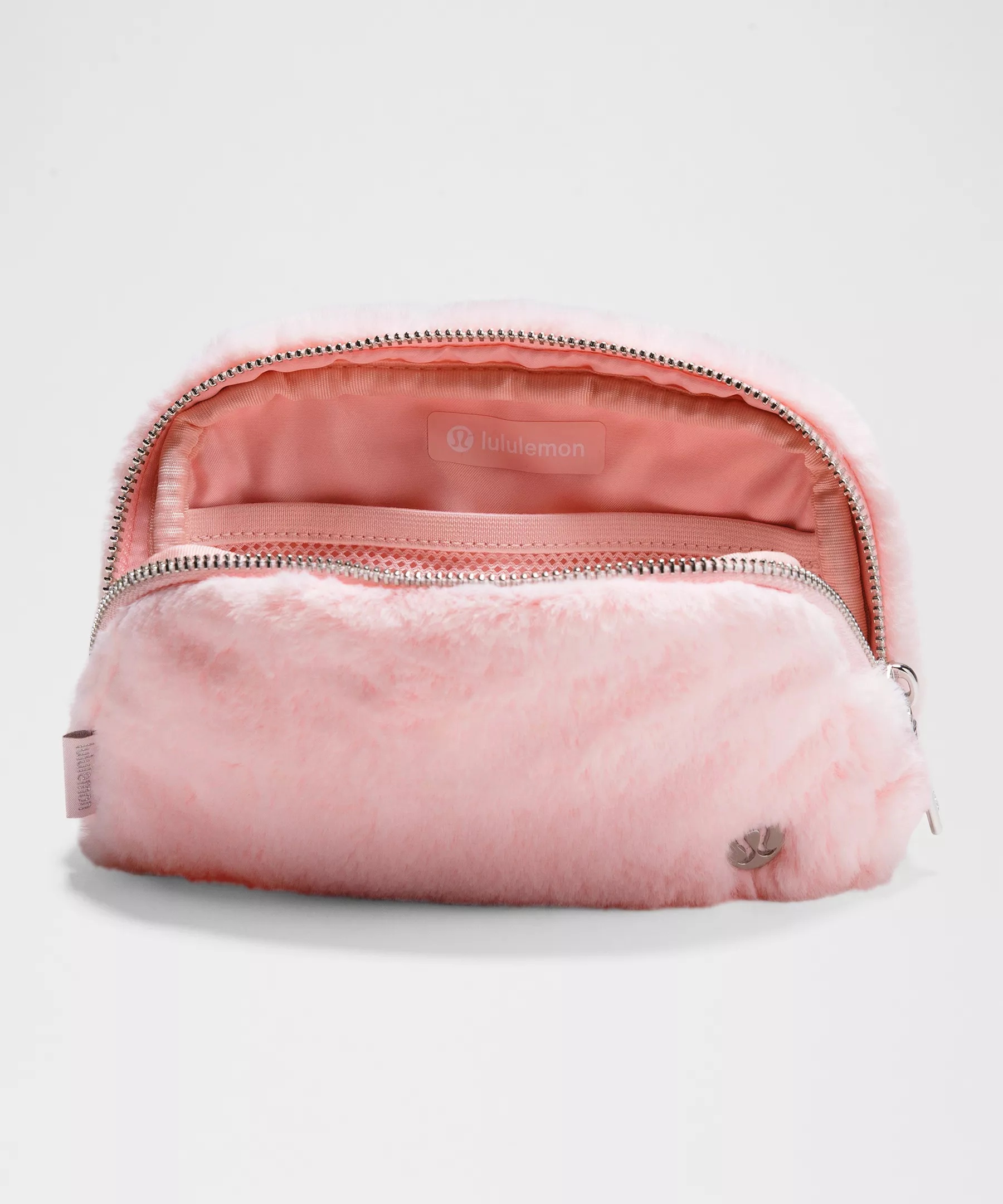Everywhere Belt Bag *Plush Fleece - 4
