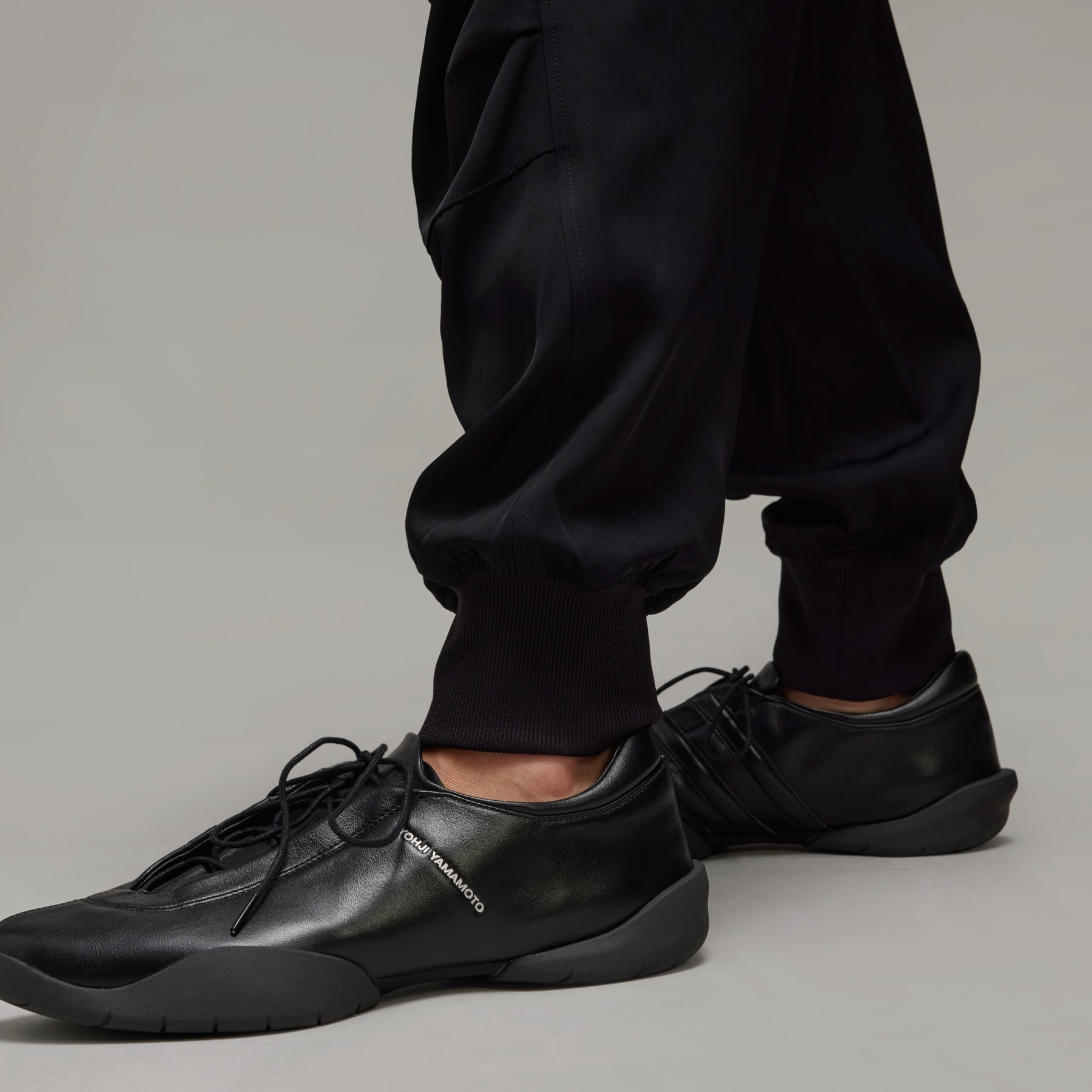 Y-3 Rayon Twill Elasticated Cuff Pants - 7