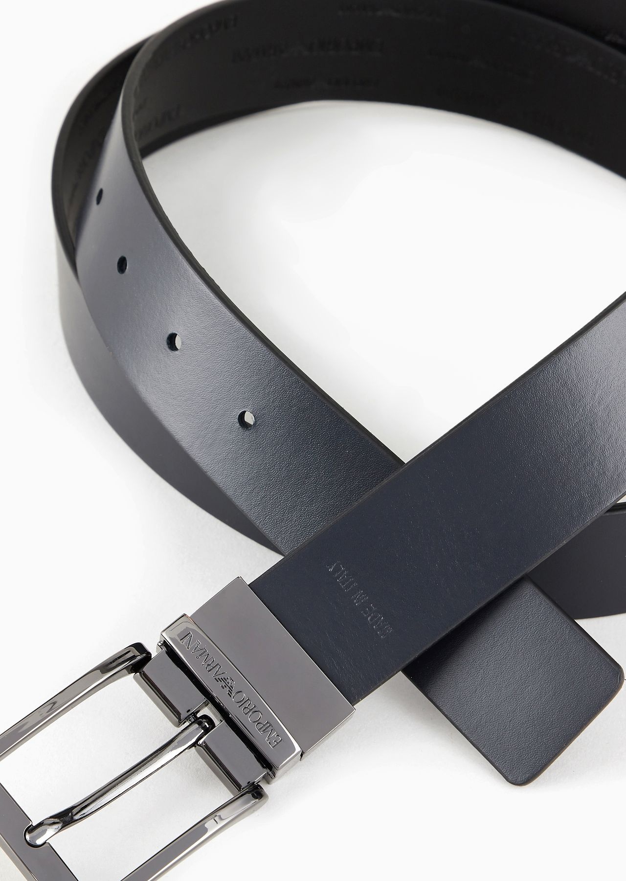 Reversible leather belt with all-over embossed lettering - 2