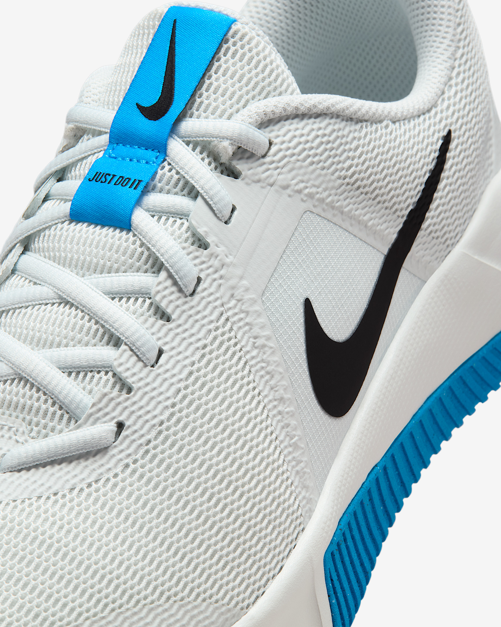 Nike MC Trainer 3 Men's Workout Shoes - 7