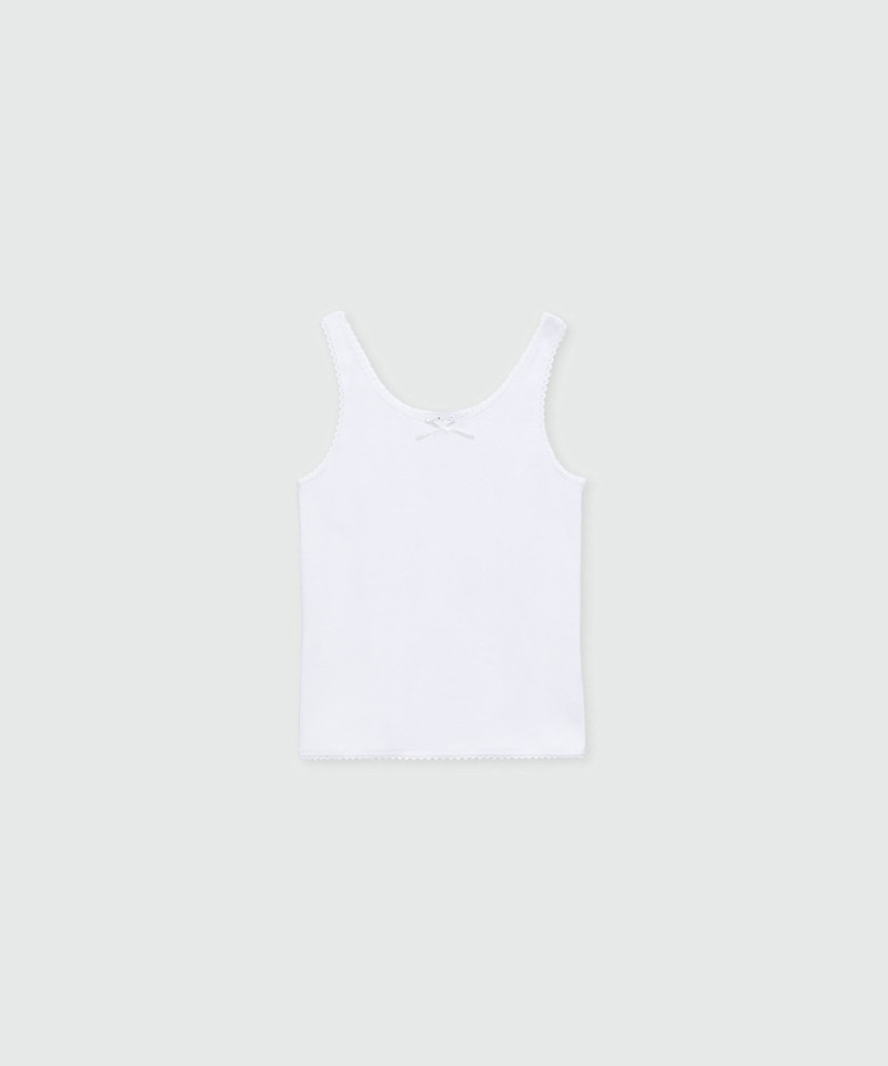 White ribbed cotton top with lace trim and bow detail 1