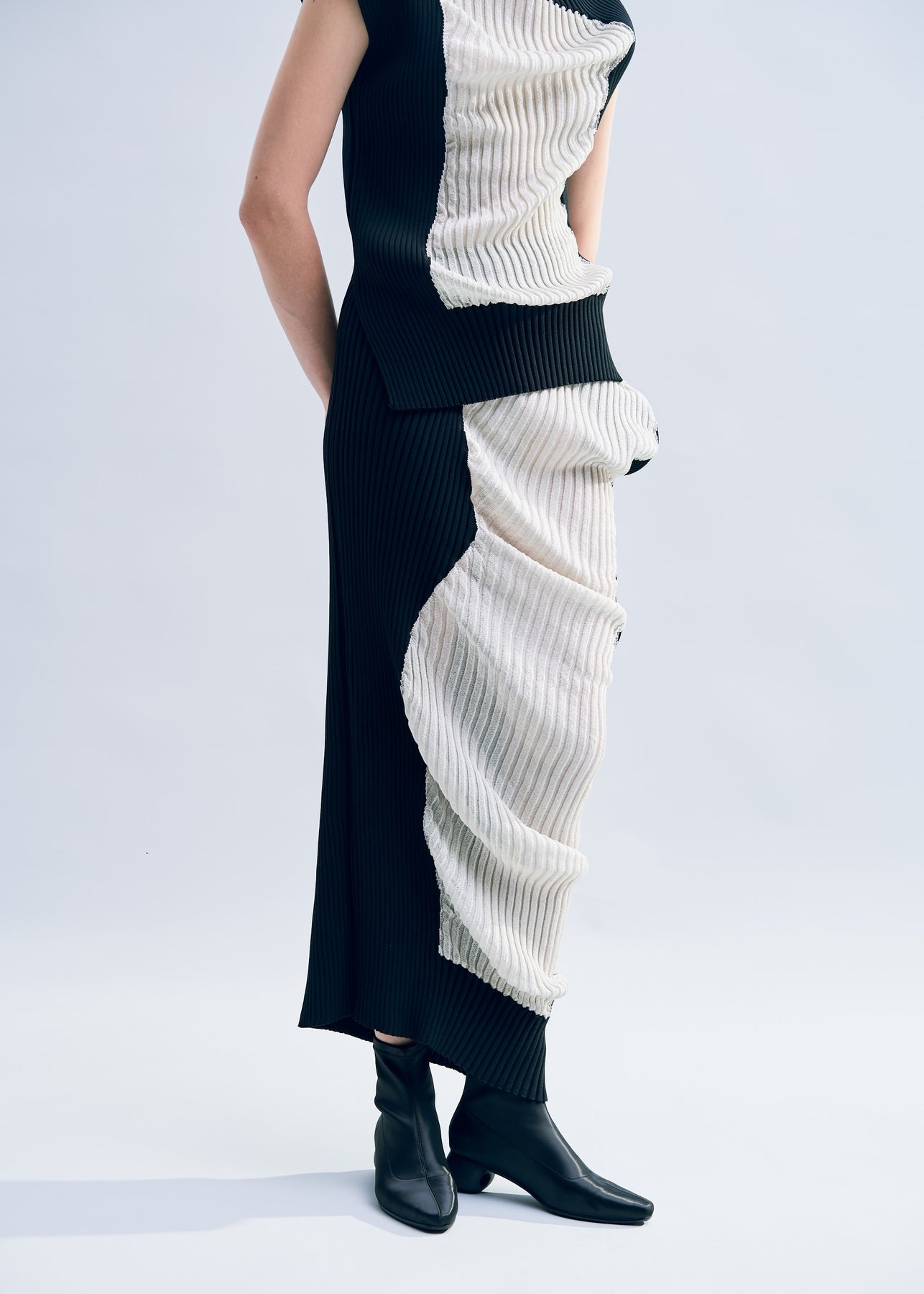 NUDE SKIRT - 5