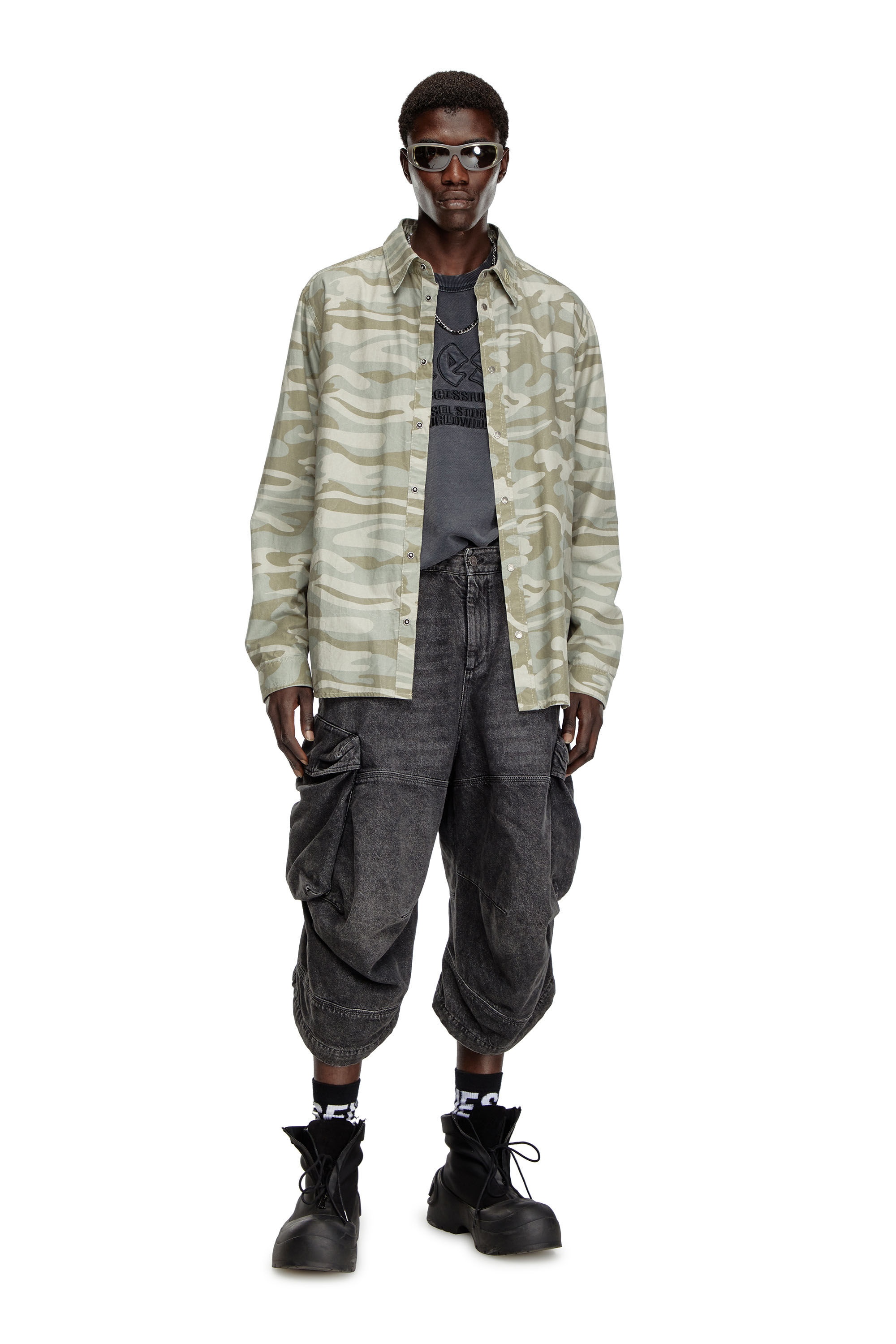 パンツ DIESEL P-Arne-Short-A 早い者勝ち!!! DIESEL ◇ ハーフパンツ｜P-Arne-Short-A (DIESEL