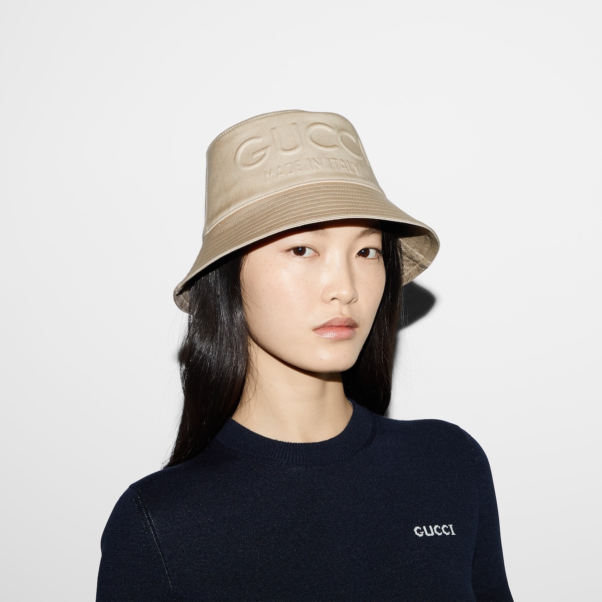 Gucci embossed bucket hat - 3