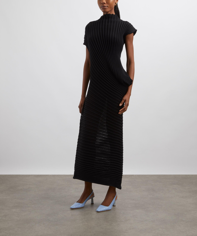 ISSEY MIYAKE Black STREAM Maxi Dress outlook
