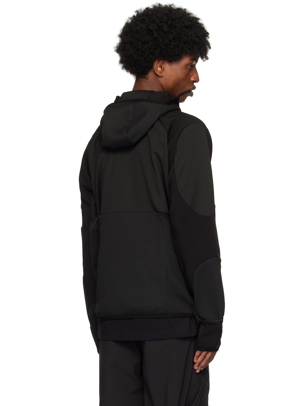 【関税込み】HELIOT EMIL ブラック Canopy テック フーディ Black Canopy Tech Hoodie by HELIOT EMIL on Sale
