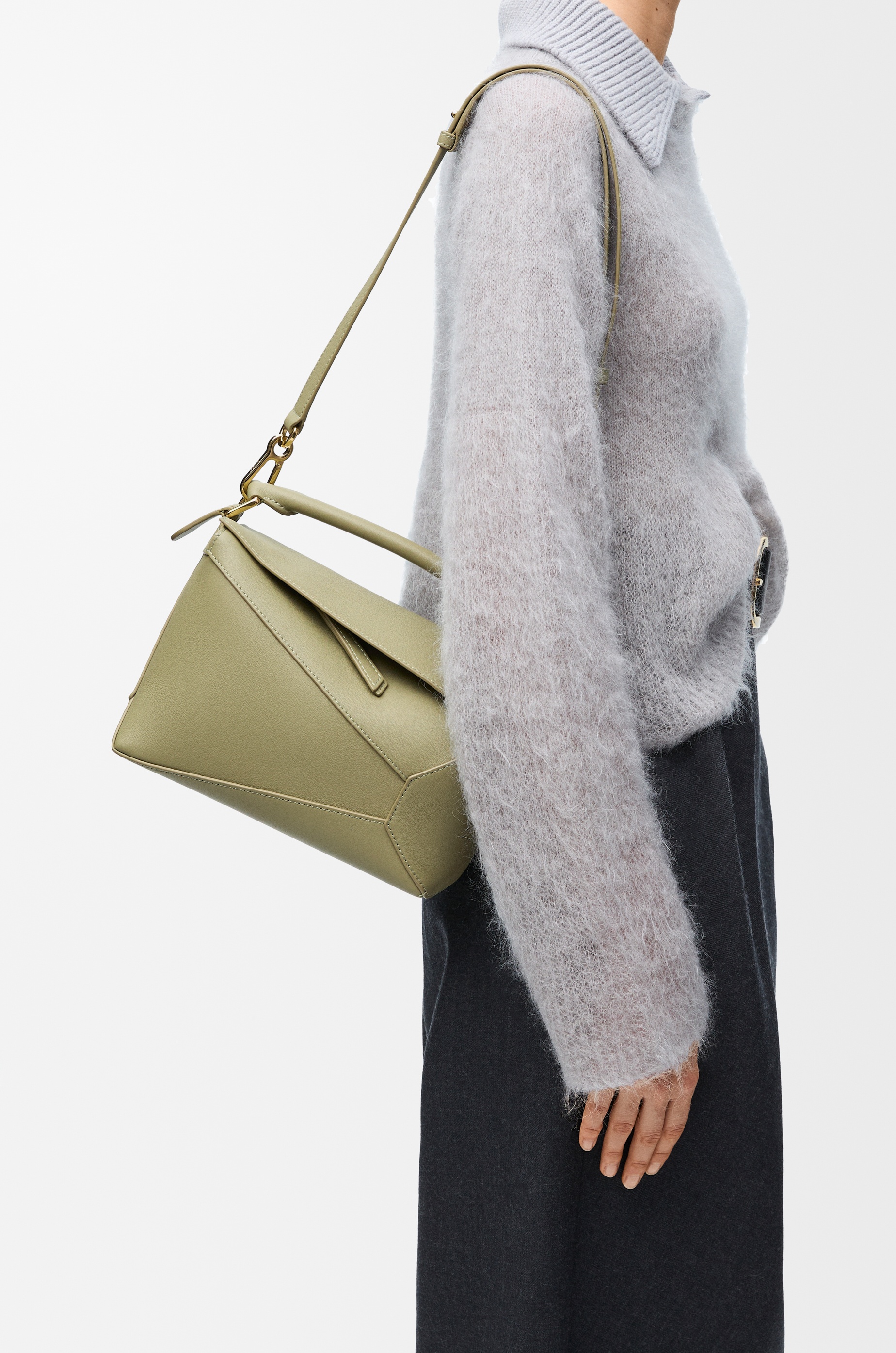 Small Puzzle bag in classic calfskin - 3