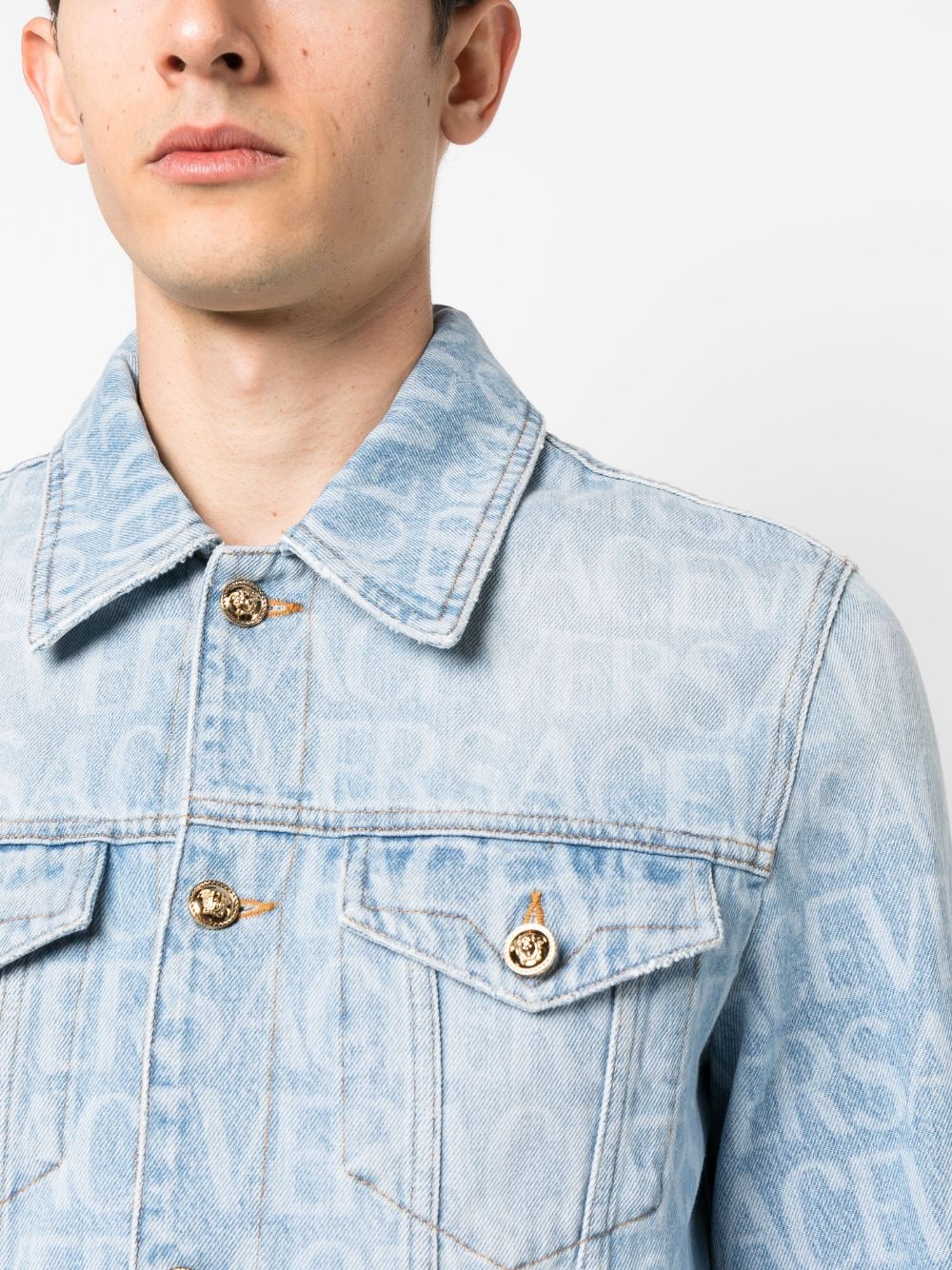 Allover logo-print denim jacket - 5