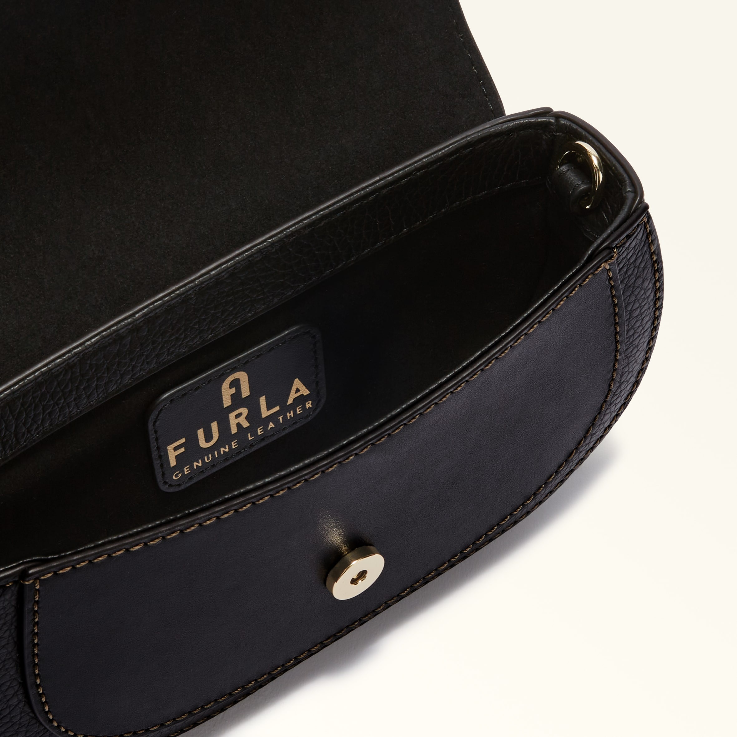 Furla Club 2 - 3