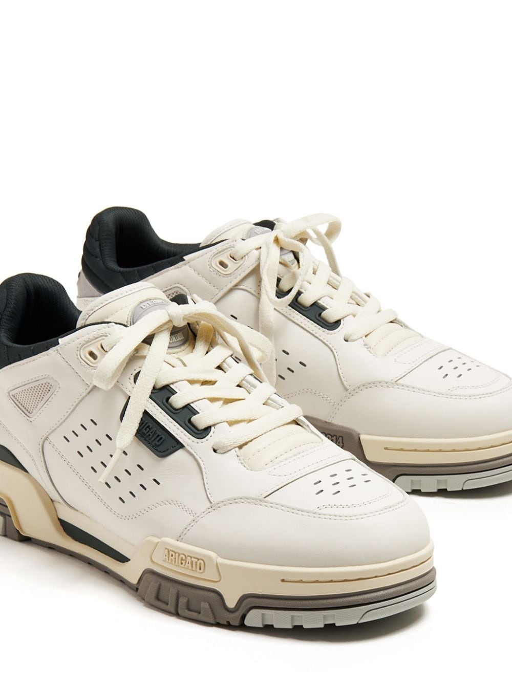 panelled low-top sneakers - 2