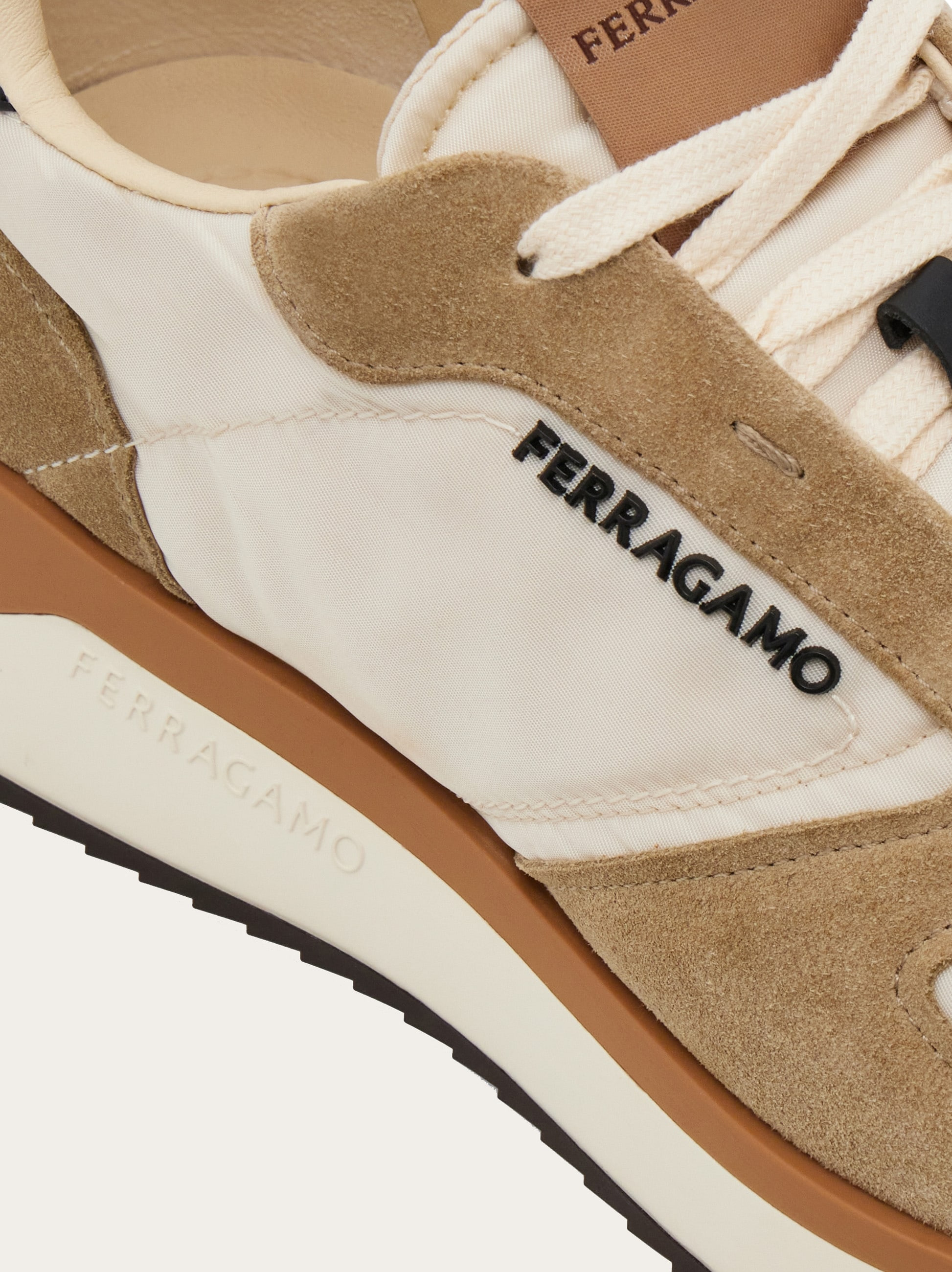 Low cut sneaker - 7