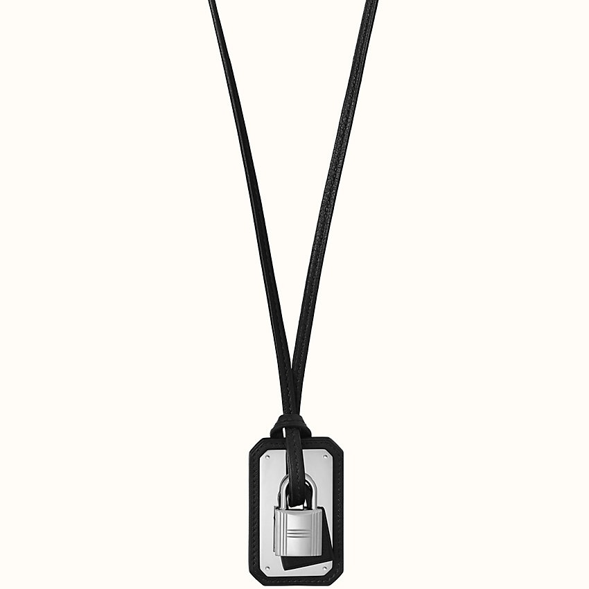O'Kelly pendant, large model - 1