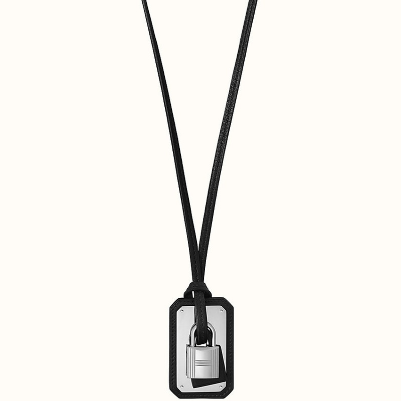 O'Kelly pendant, large model 1