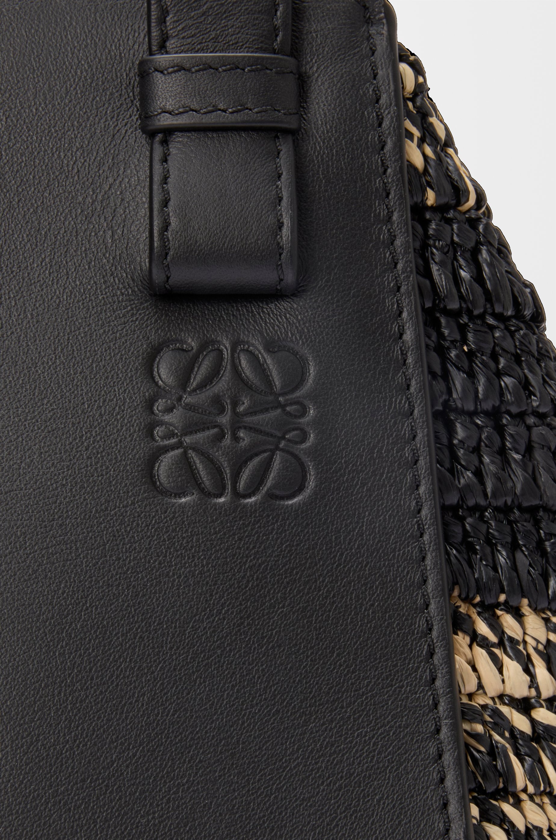 Compact Hammock bag in raffia and calfskin - 9