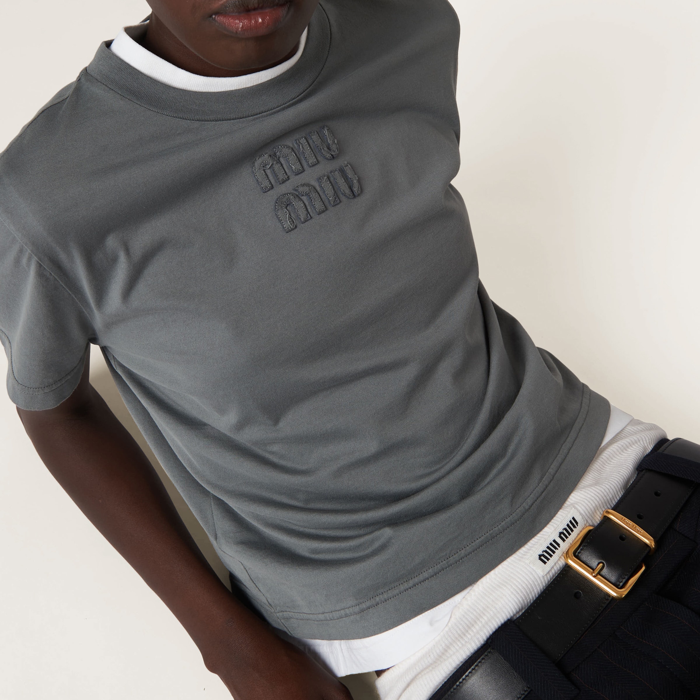 Tシャツ・カットソー MiuMiu | Garment-dyed jersey T-shirt with embroidered logo Miu Miu Garment-dyed jersey T-shirt with embroidered logo