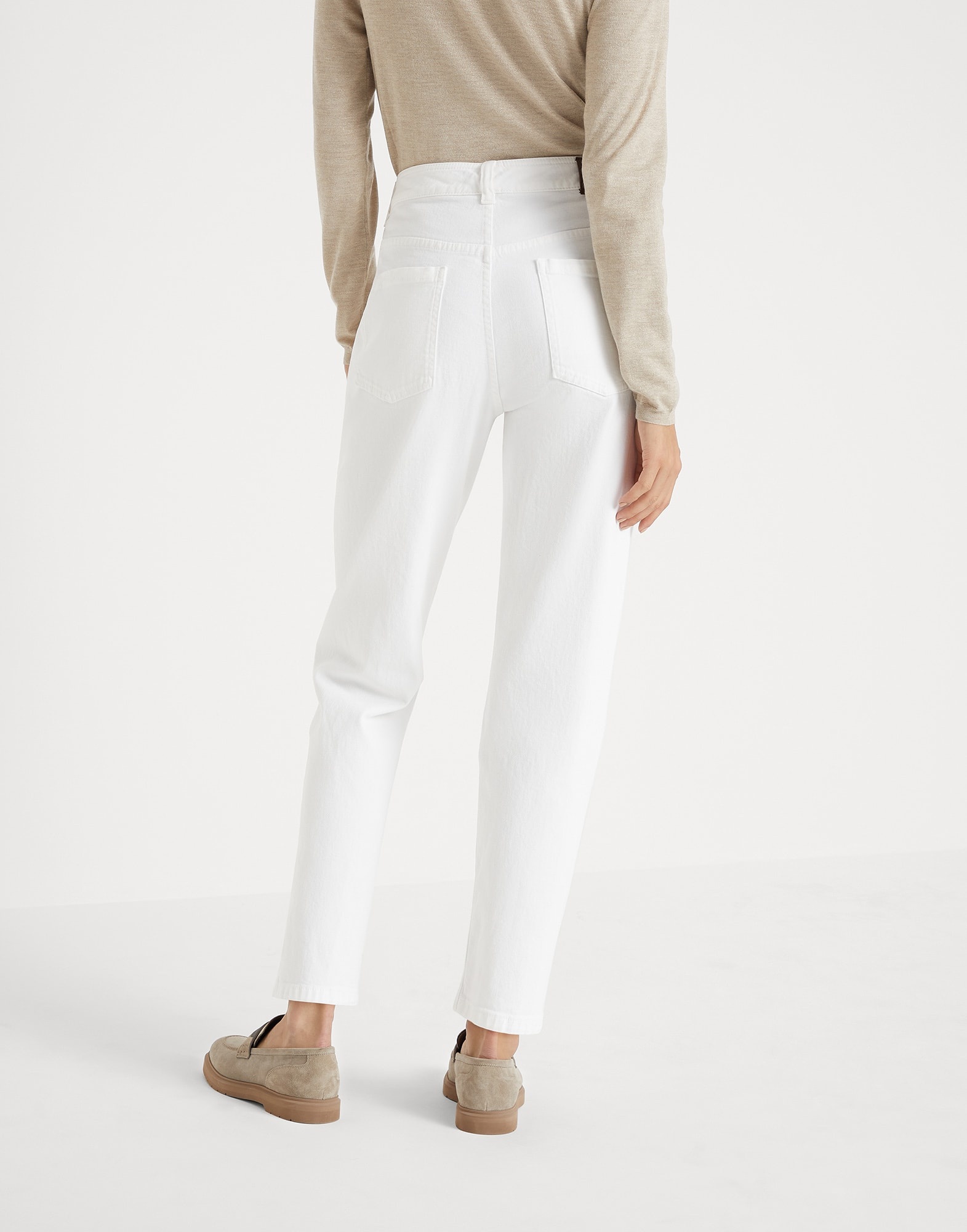 Garment-dyed comfort denim baggy trousers with shiny tab - 2