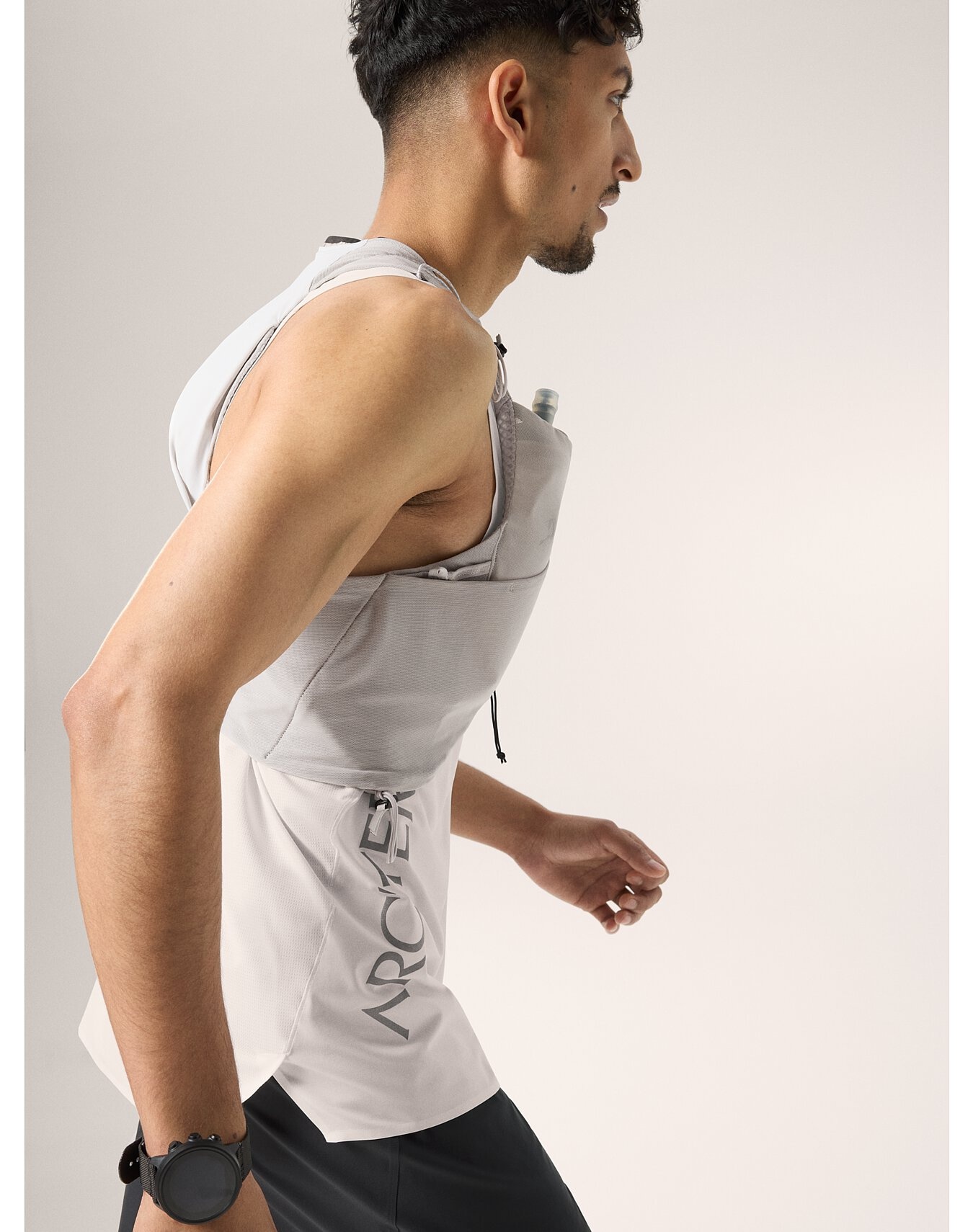 Norvan Downword Logo Tank - 3