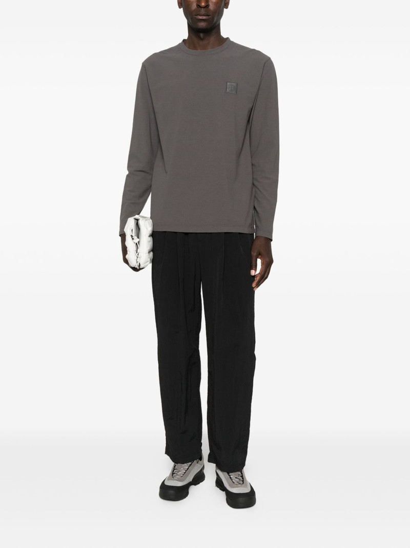 Stone Island logo-patch long-sleeve T-shirt outlook