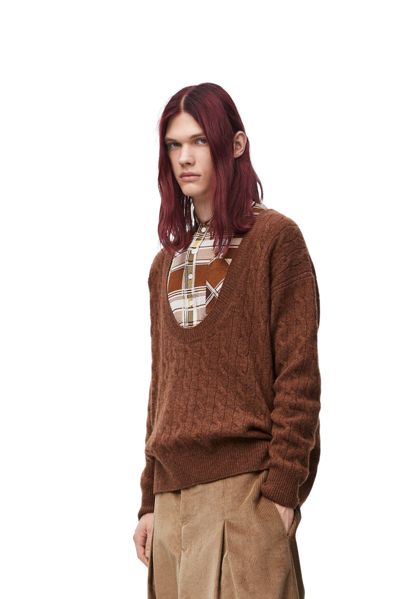 Trompe l'oeil sweater in camel and silk 3