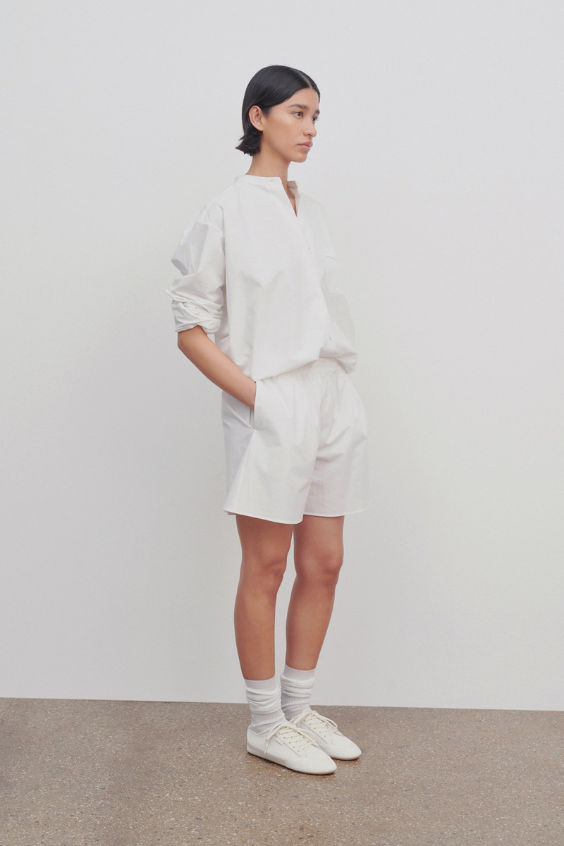 Gunther Short in Cotton and Cashmere 4