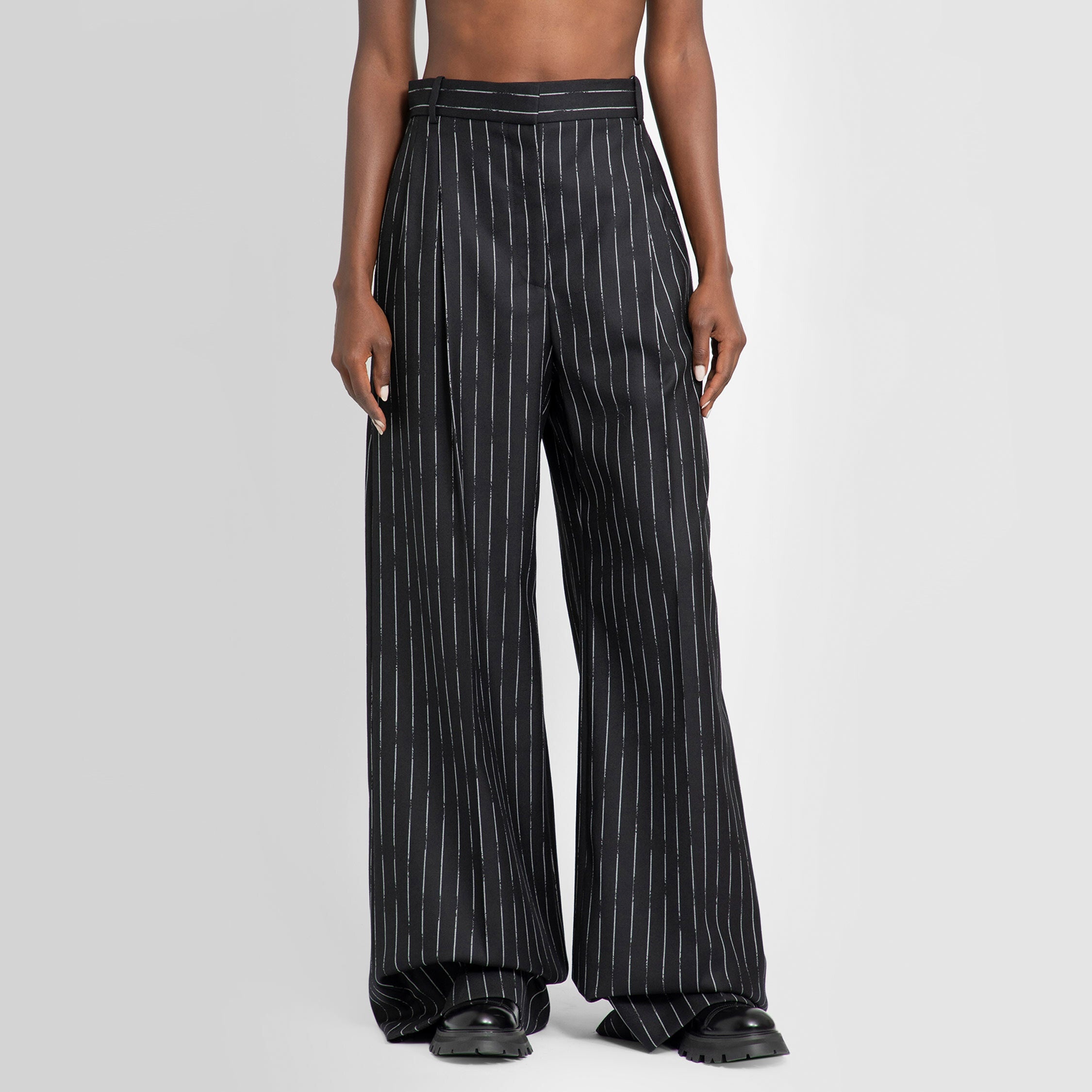 ALEXANDER MCQUEEN WOMAN BLACK TROUSERS - 6