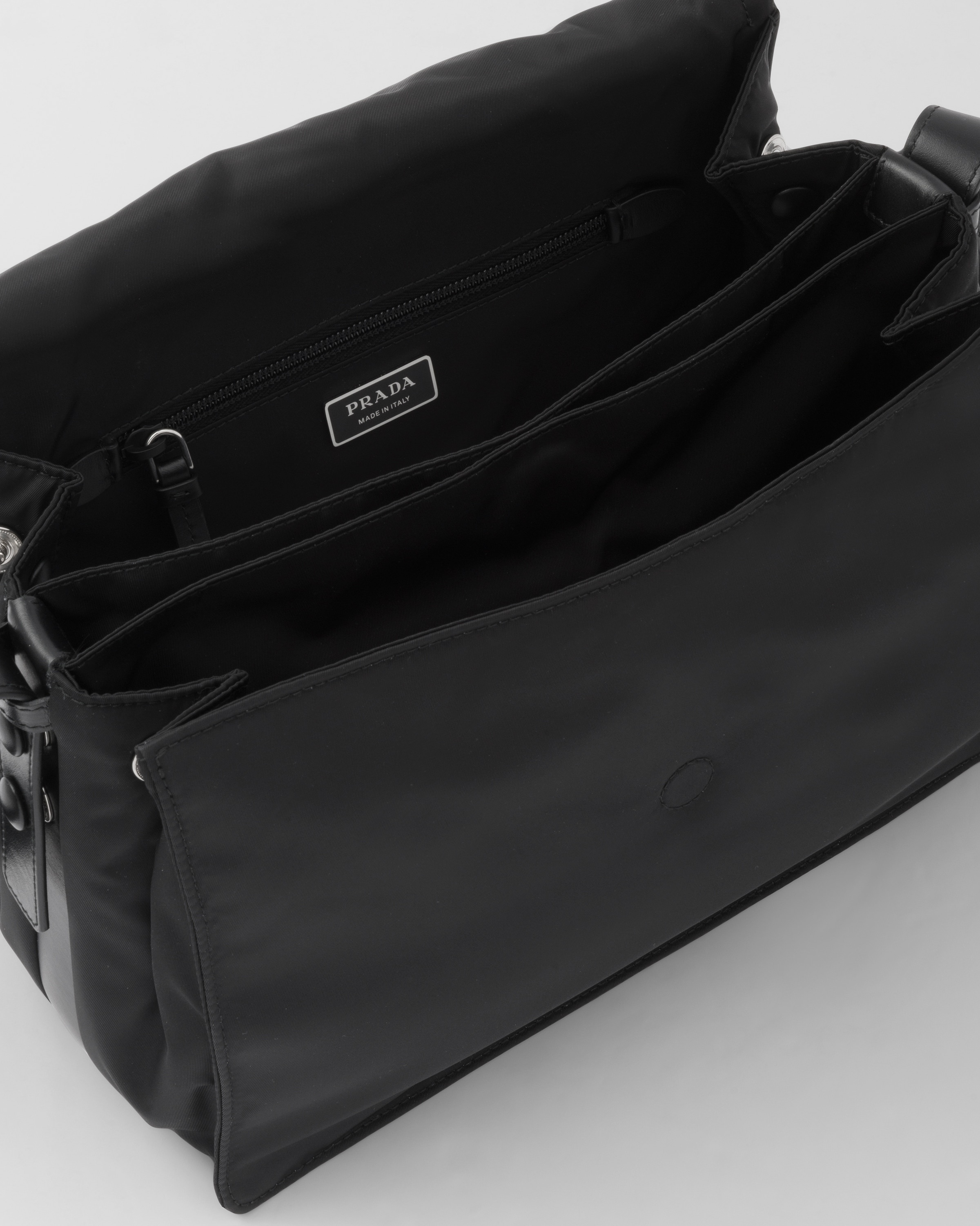 Medium padded Re-Nylon shoulder bag - 5