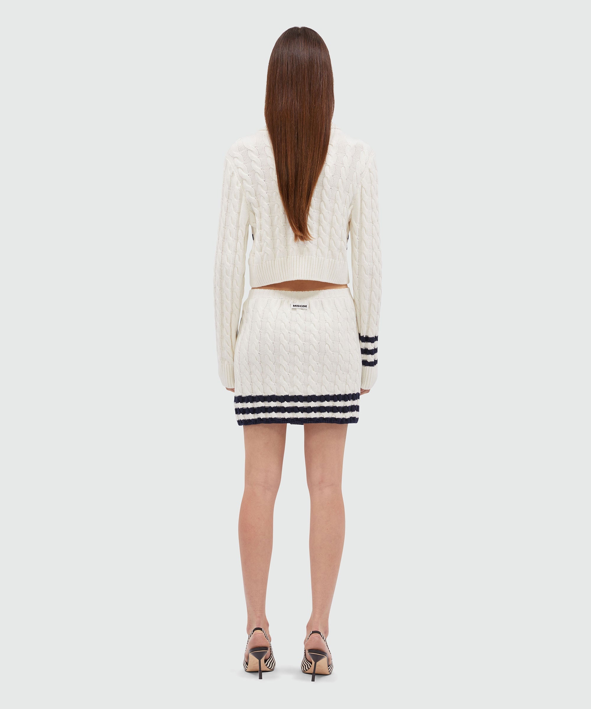 Short cable knit skirt with striped pattern - 3