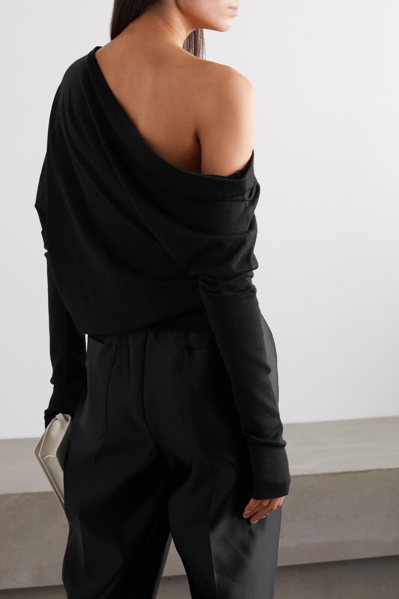 One-shoulder cashmere and silk-blend sweater - 4