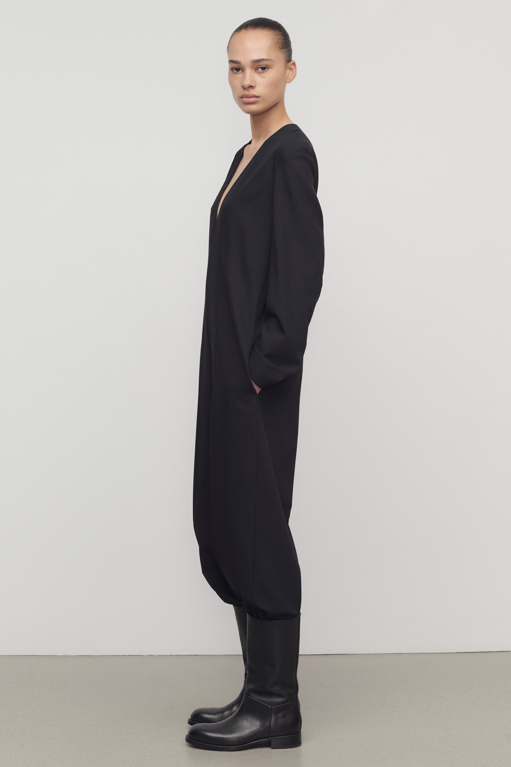Sylvana Jumpsuit in Virgin Wool - 4