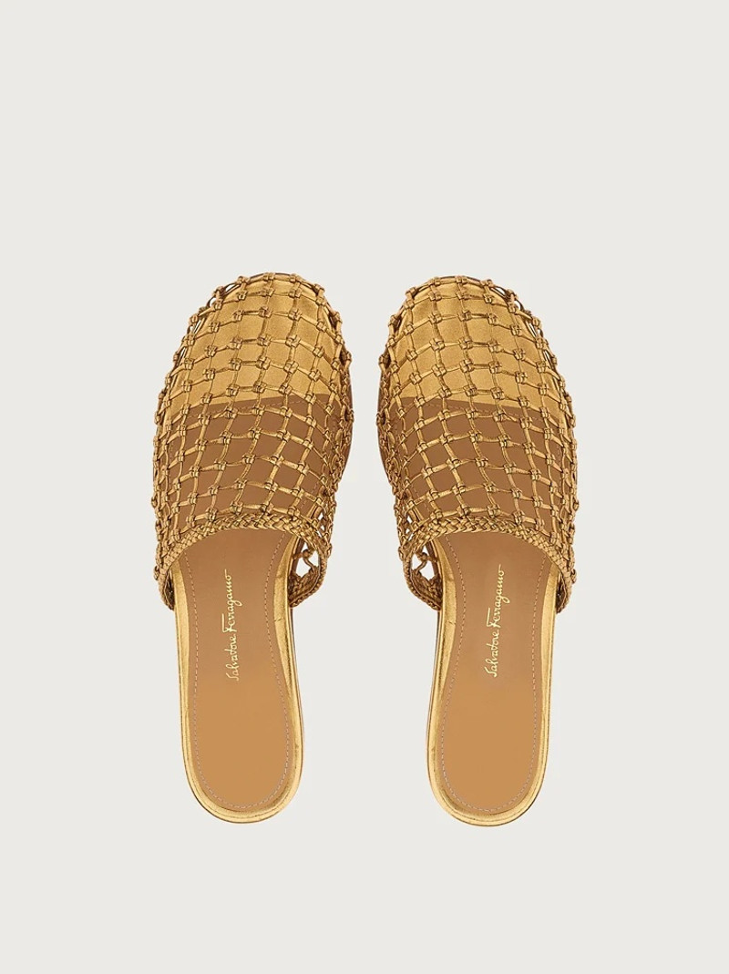 FERRAGAMO WOVEN MULE outlook