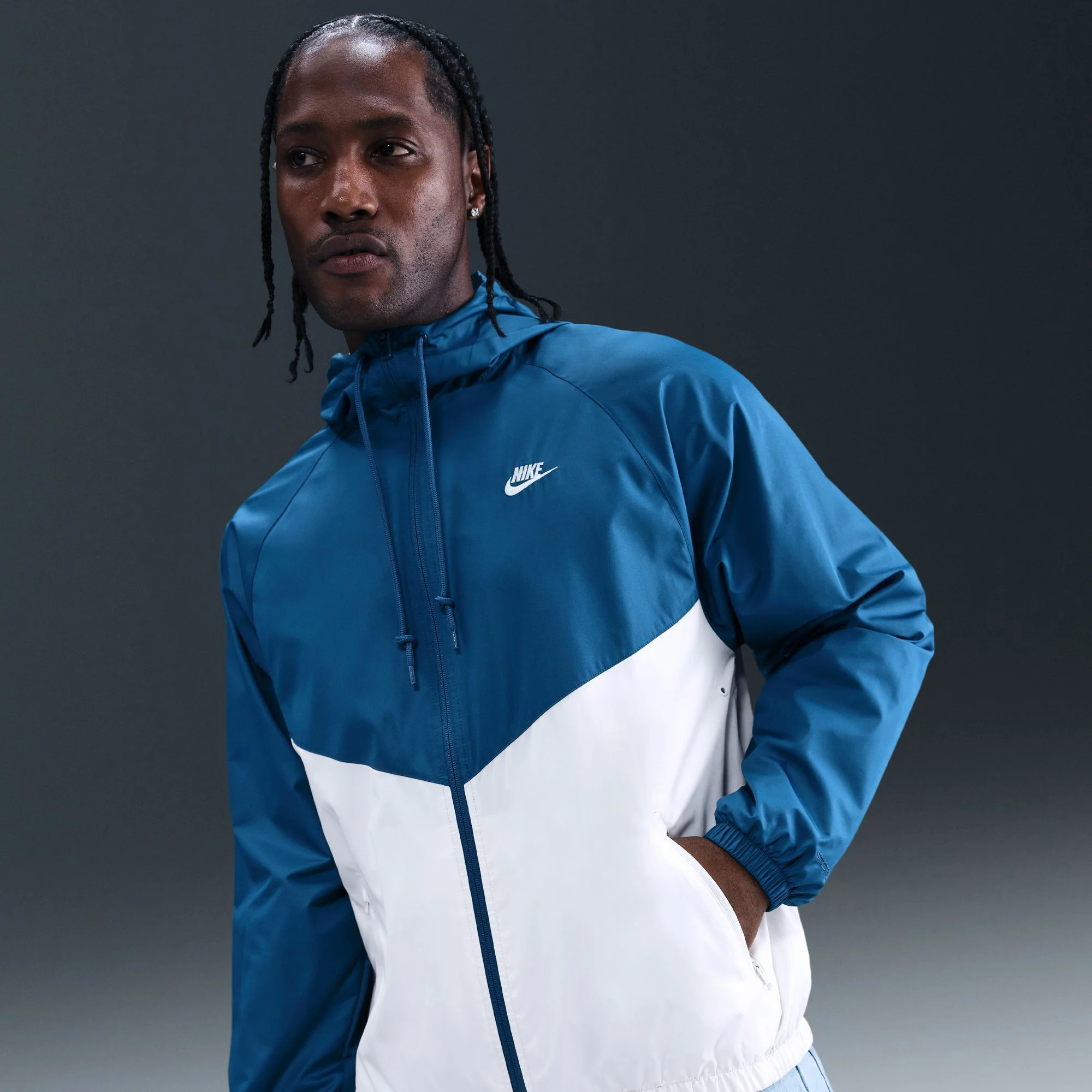 Nike Men's Windrunner Lined Jacket - 1