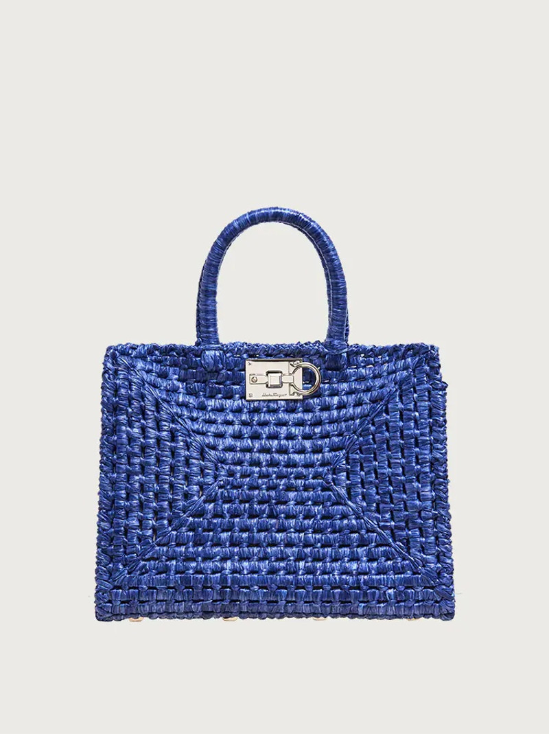 FERRAGAMO STUDIO BOX BAG (M) 1