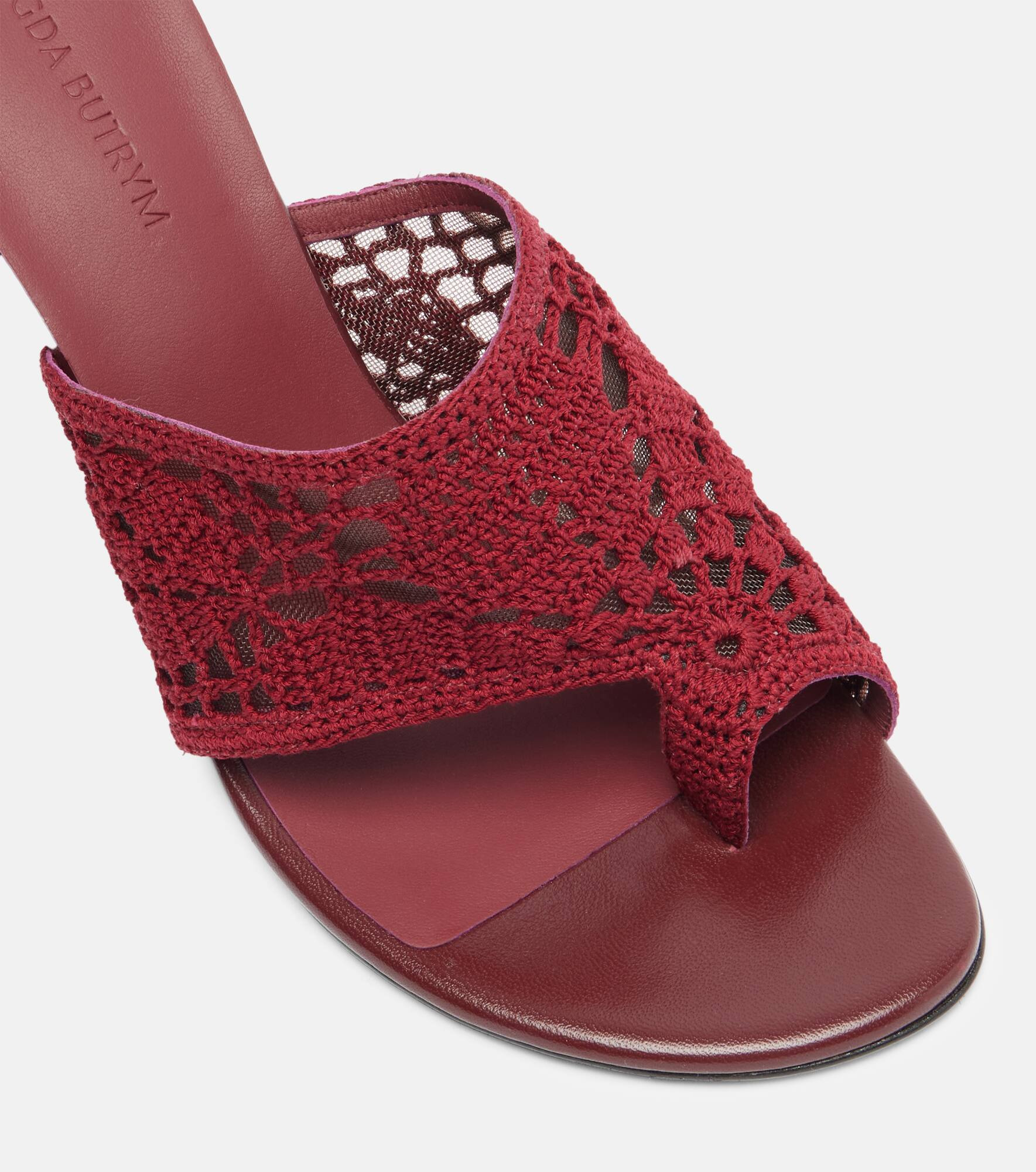 Crochet thong sandals - 5