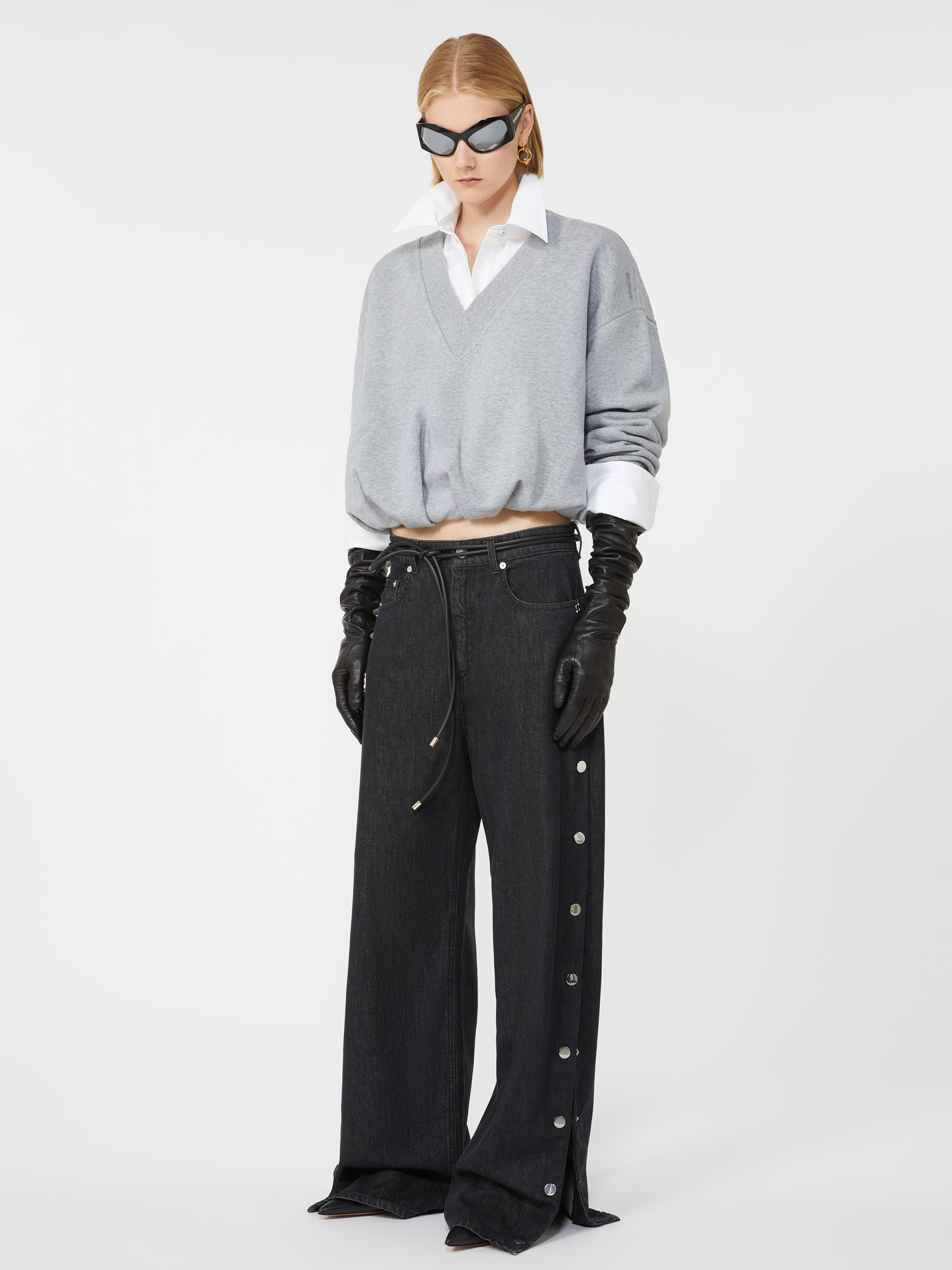 COLLEG V-neck crop sweatshirt - 2