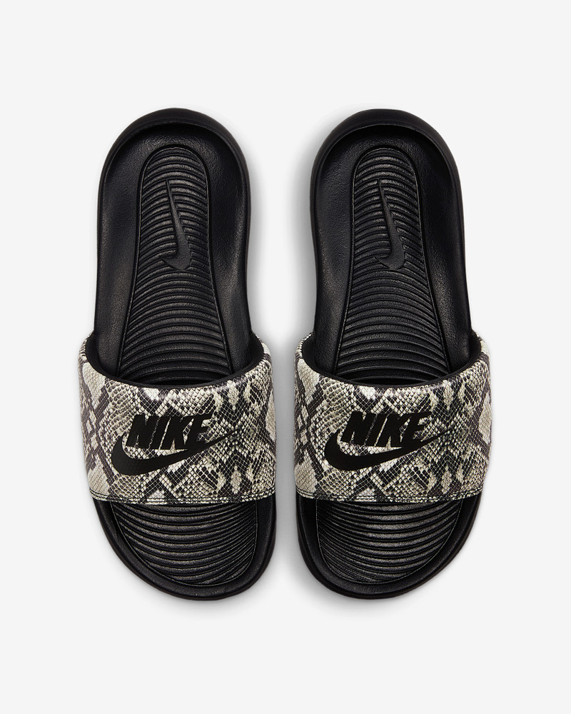Nike Victori One Women's Slides 5