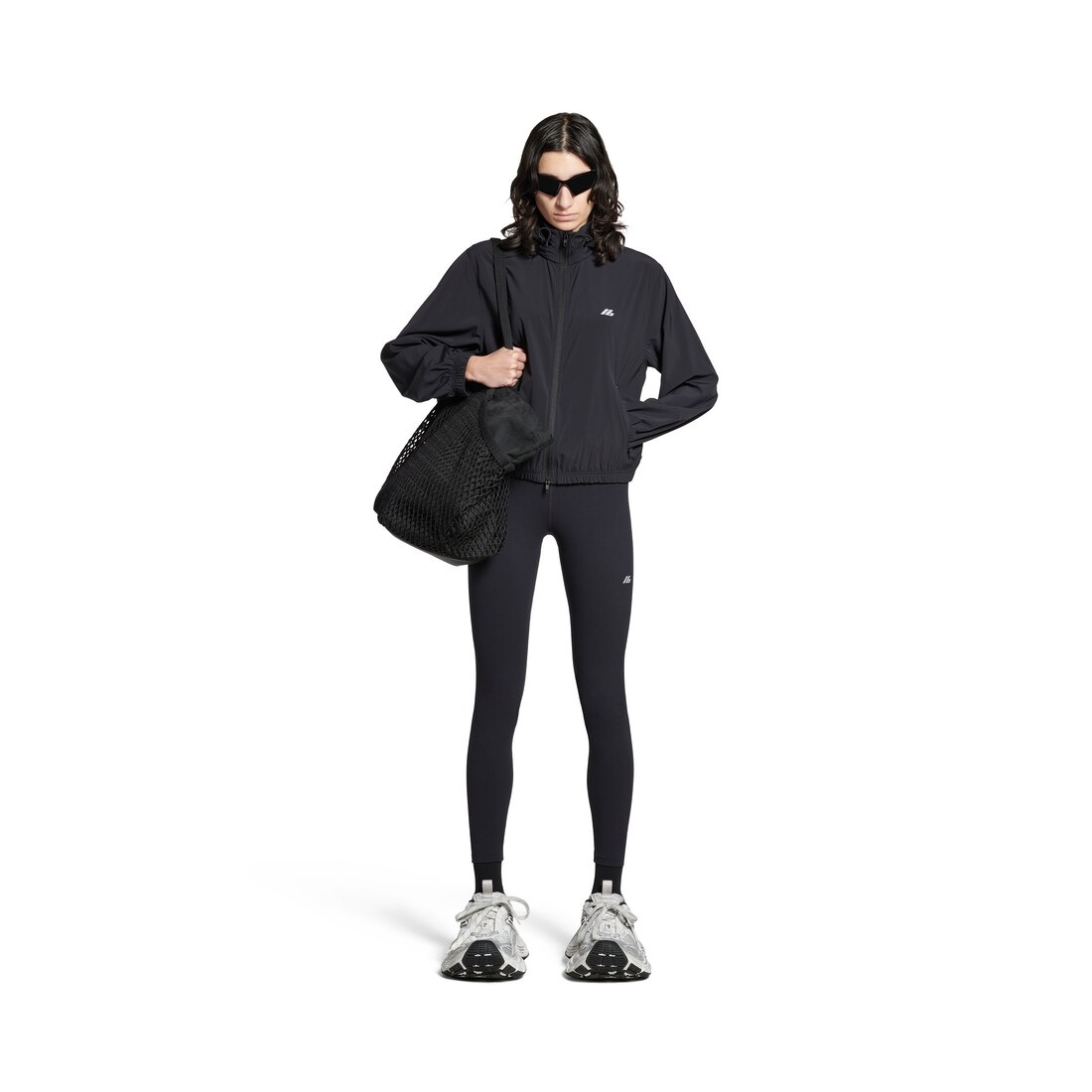 【BALENCIAGA】ACTIVEWEAR SHRUNK WINDBREAKER BALENCIAGA Women's Activewear Shrunk Windbreaker in Black