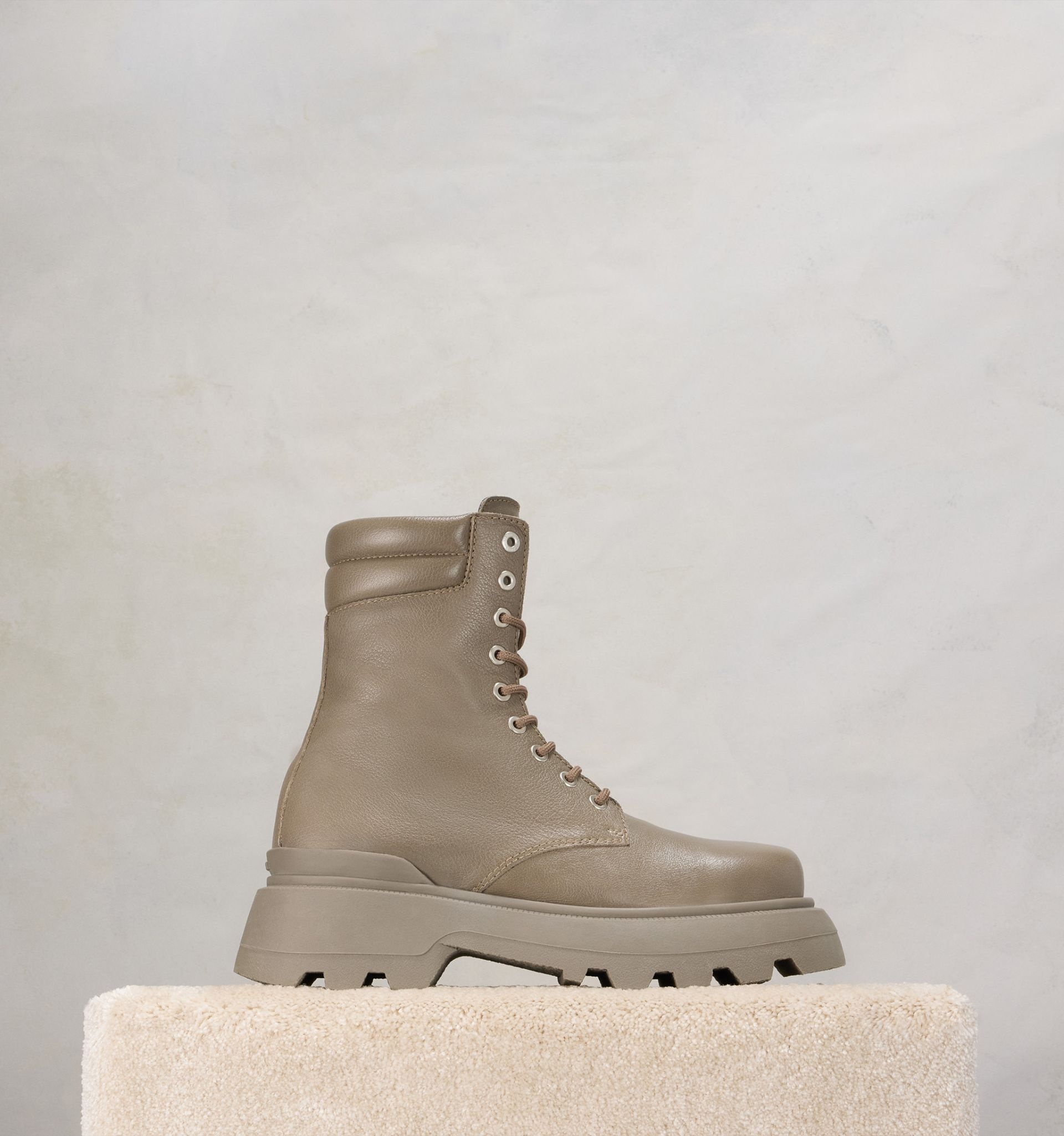 Lug Sole Ankle Boots - 3