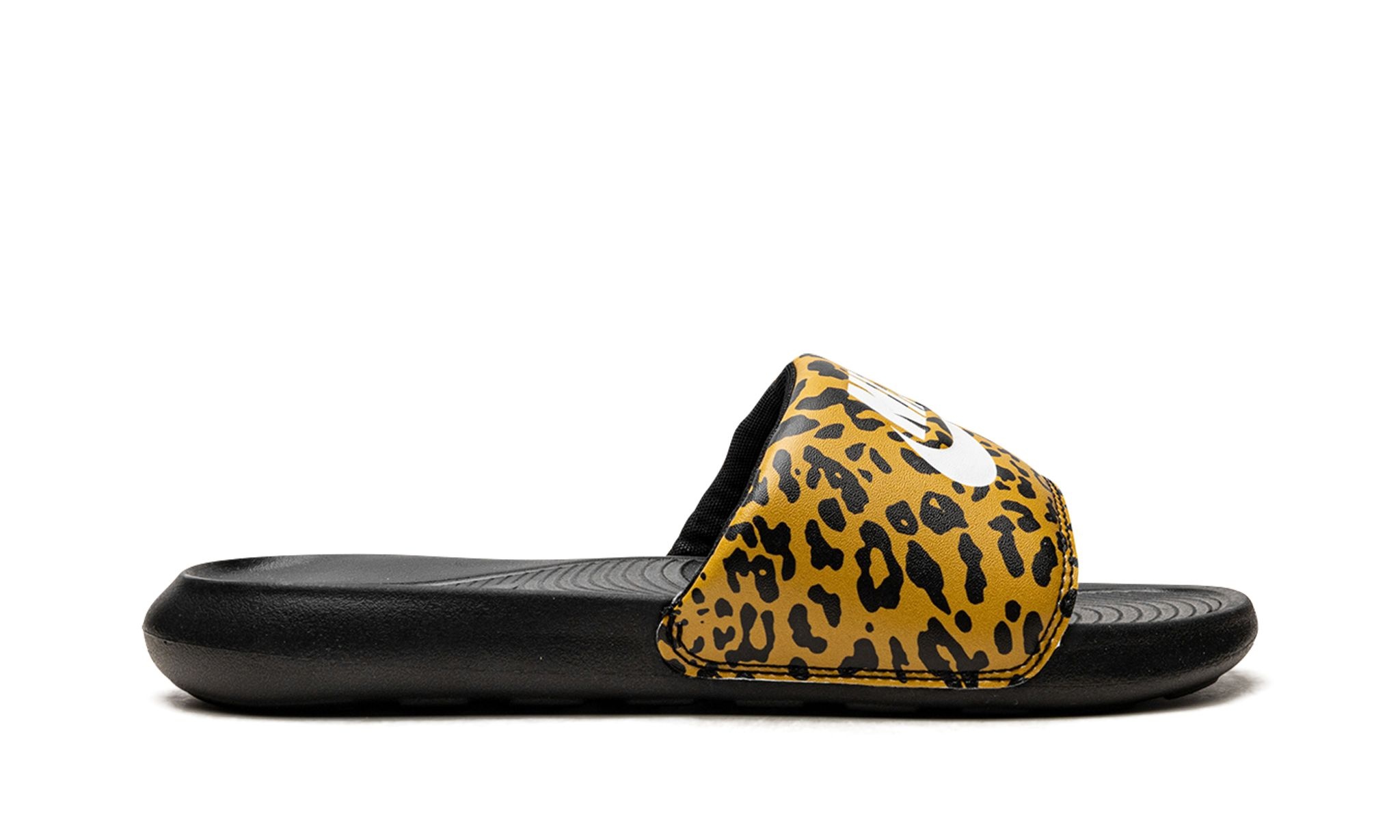 WMNS Victori One "Cheetah Print" - 6