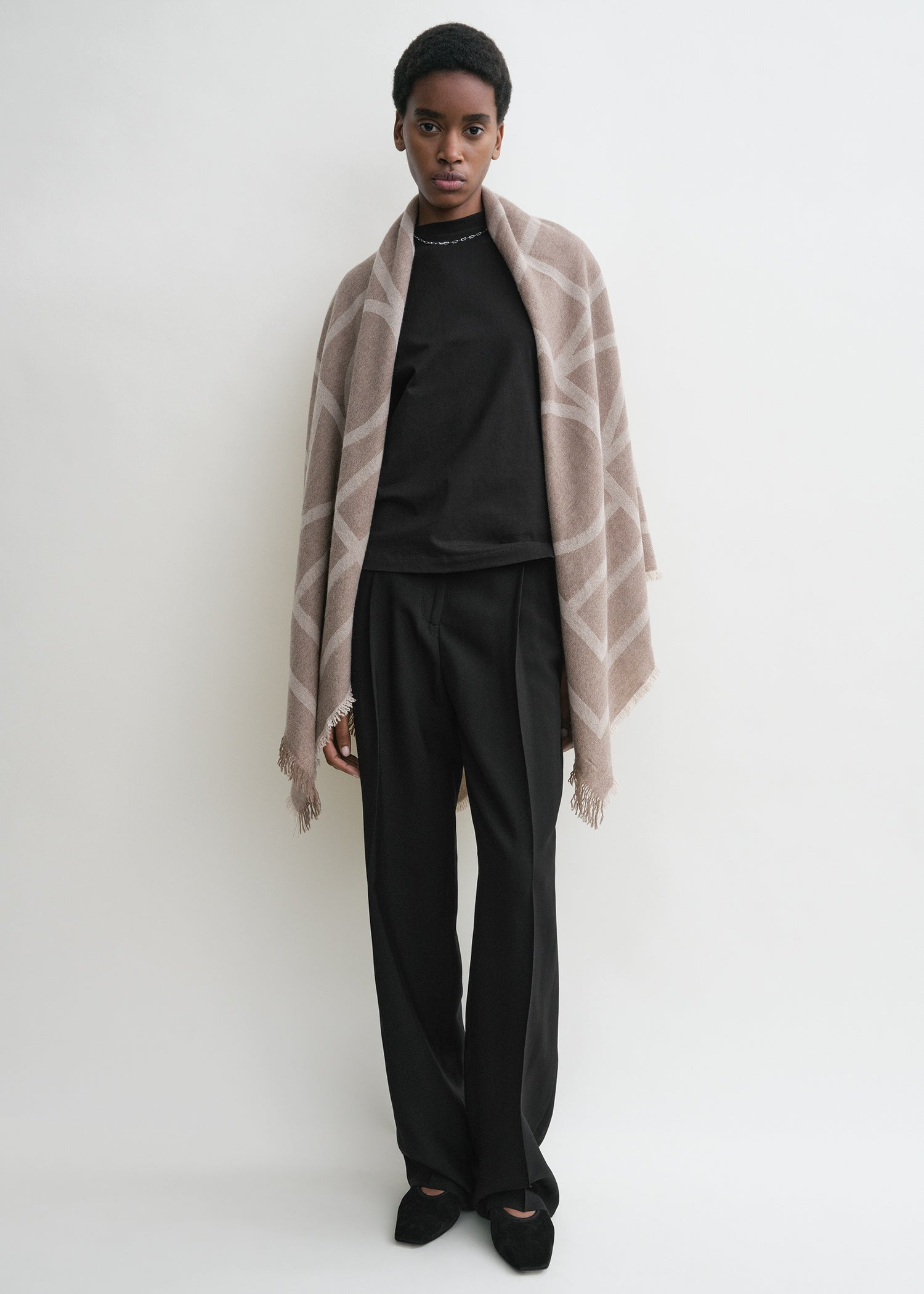 Monogram wool cashmere scarf tobacco - 3