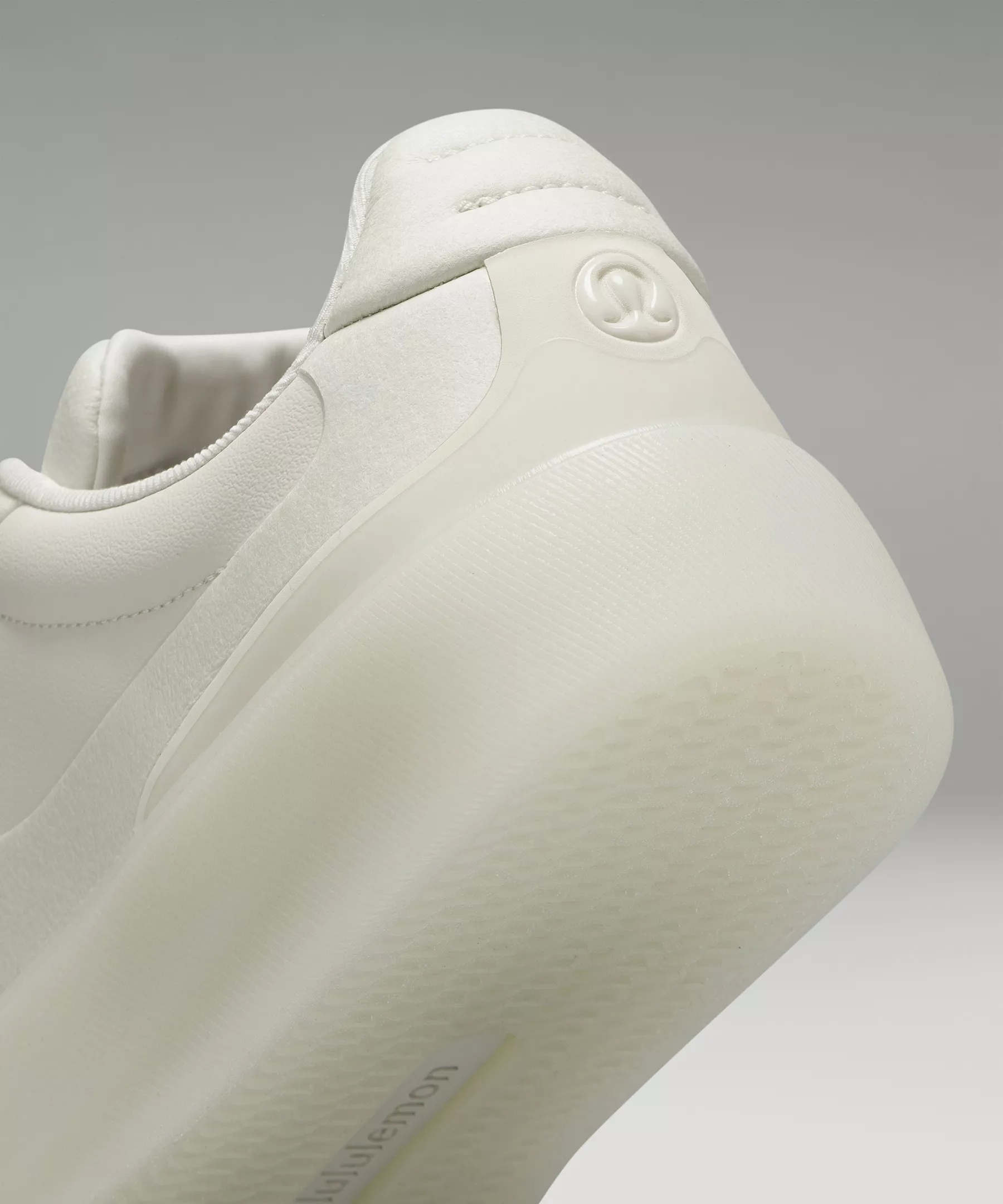 cityverse Men's Sneaker - 9