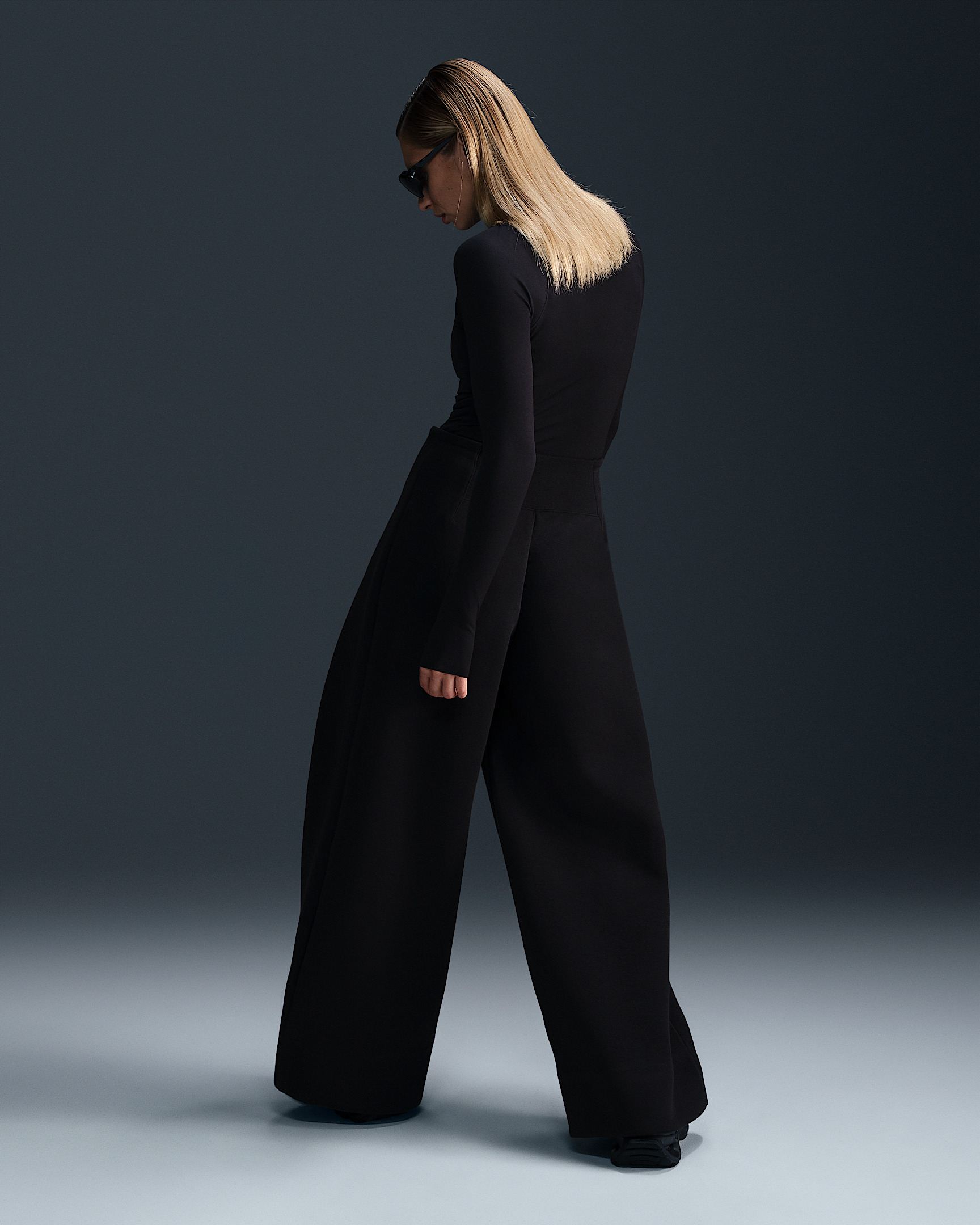 Nike Sportswear Tech Fleece Women's High-Waisted Pleated Pants - 4