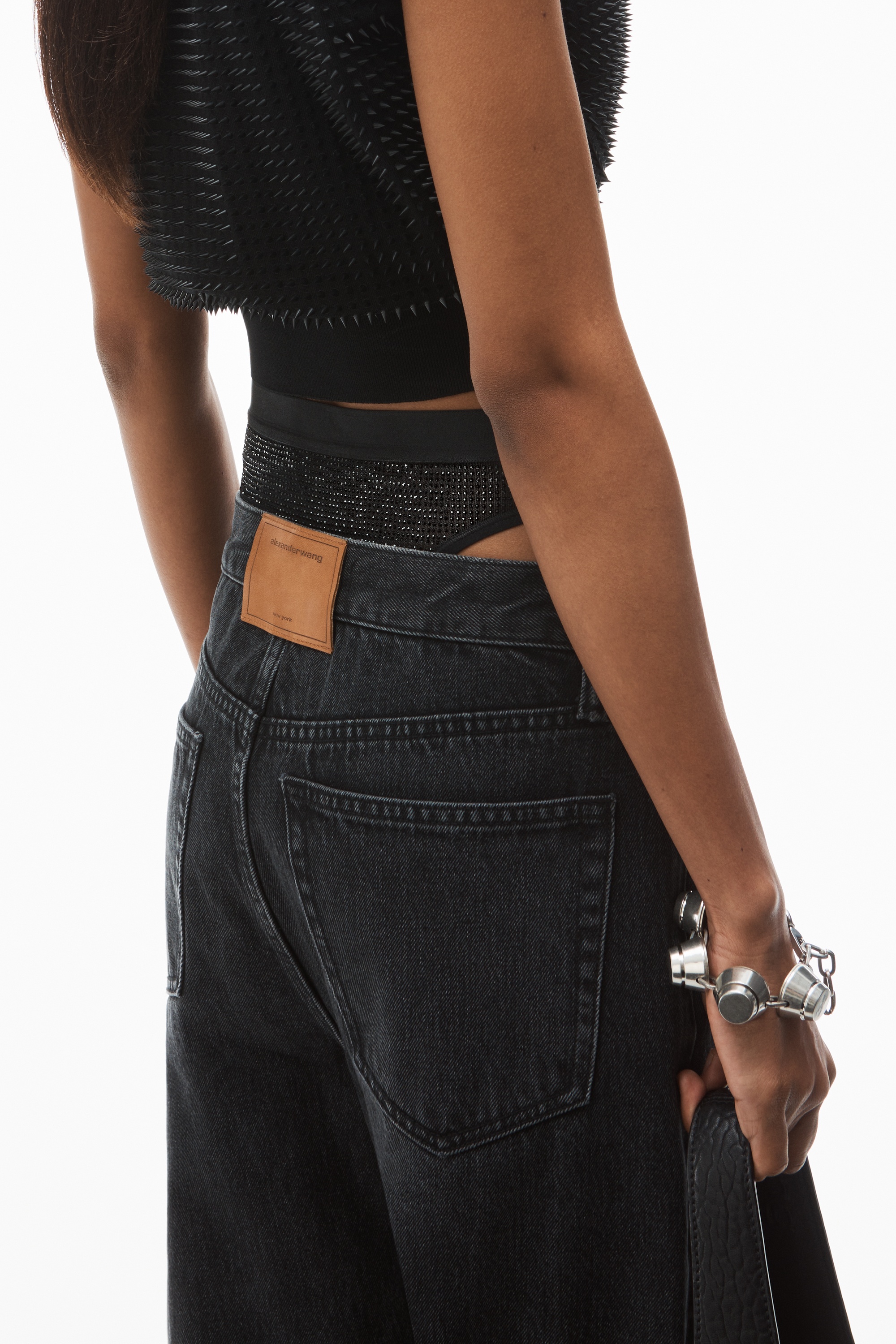 pre-styled straight-leg slit-hem jeans in cotton - 6