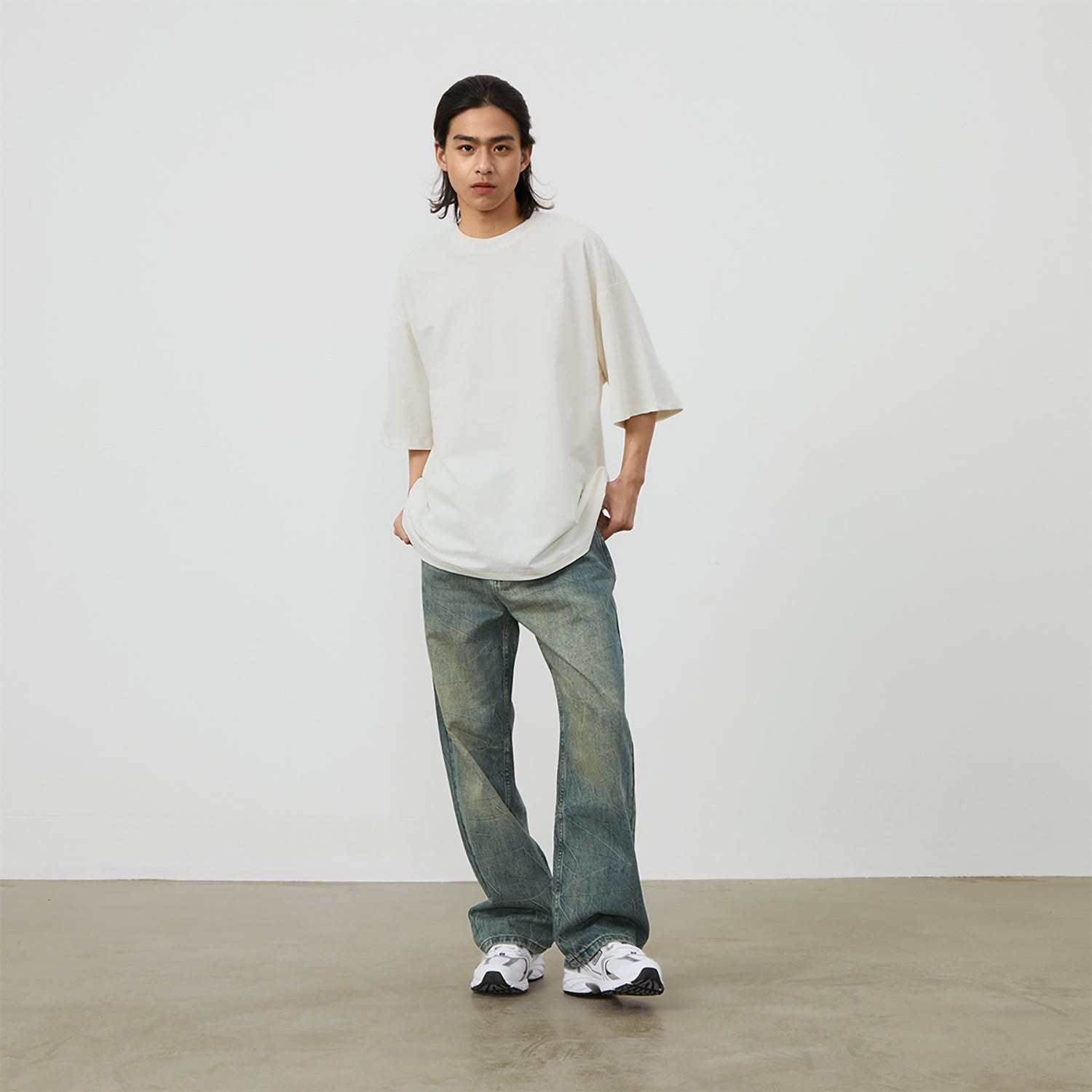 New Balance Linear Heritage Brushed Back Jersey Oversized T-Shirt 'White' AMT42335-CIC - 4