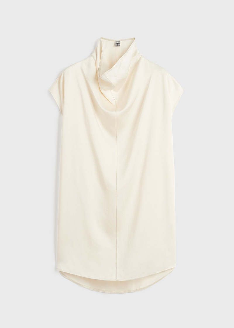 Sleeveless funnel-neck top macadamia 1